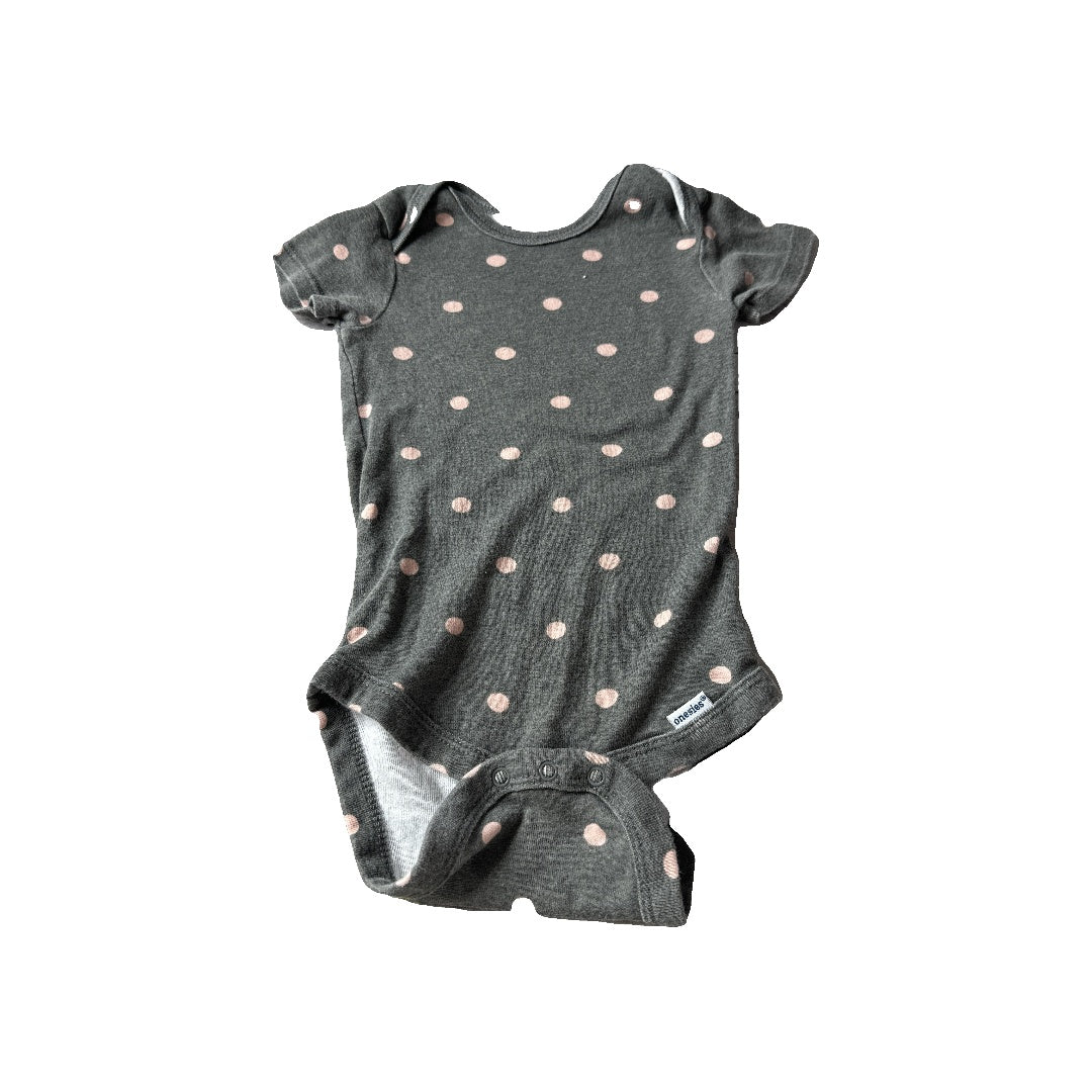 Unisex Onesie Size: 12 months