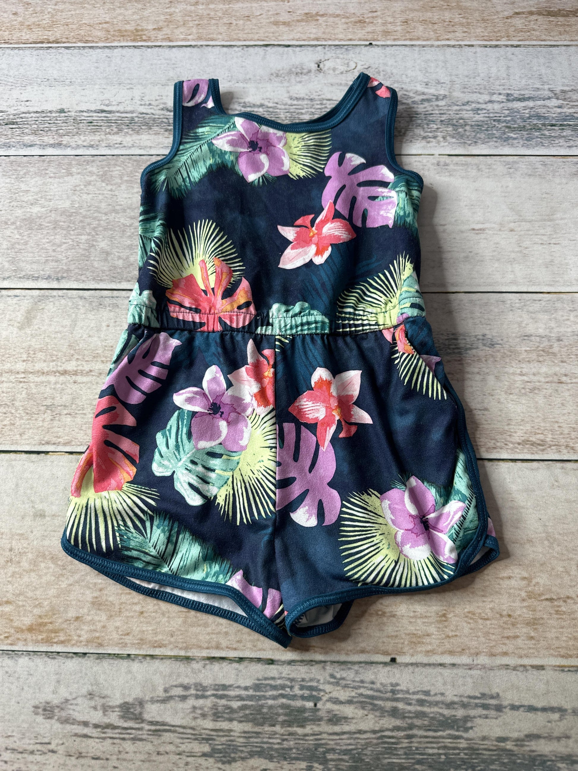 Unisex Romper Size: 12 months