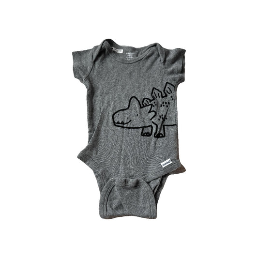 Gerber organic Unisex Onesie Size: 12M