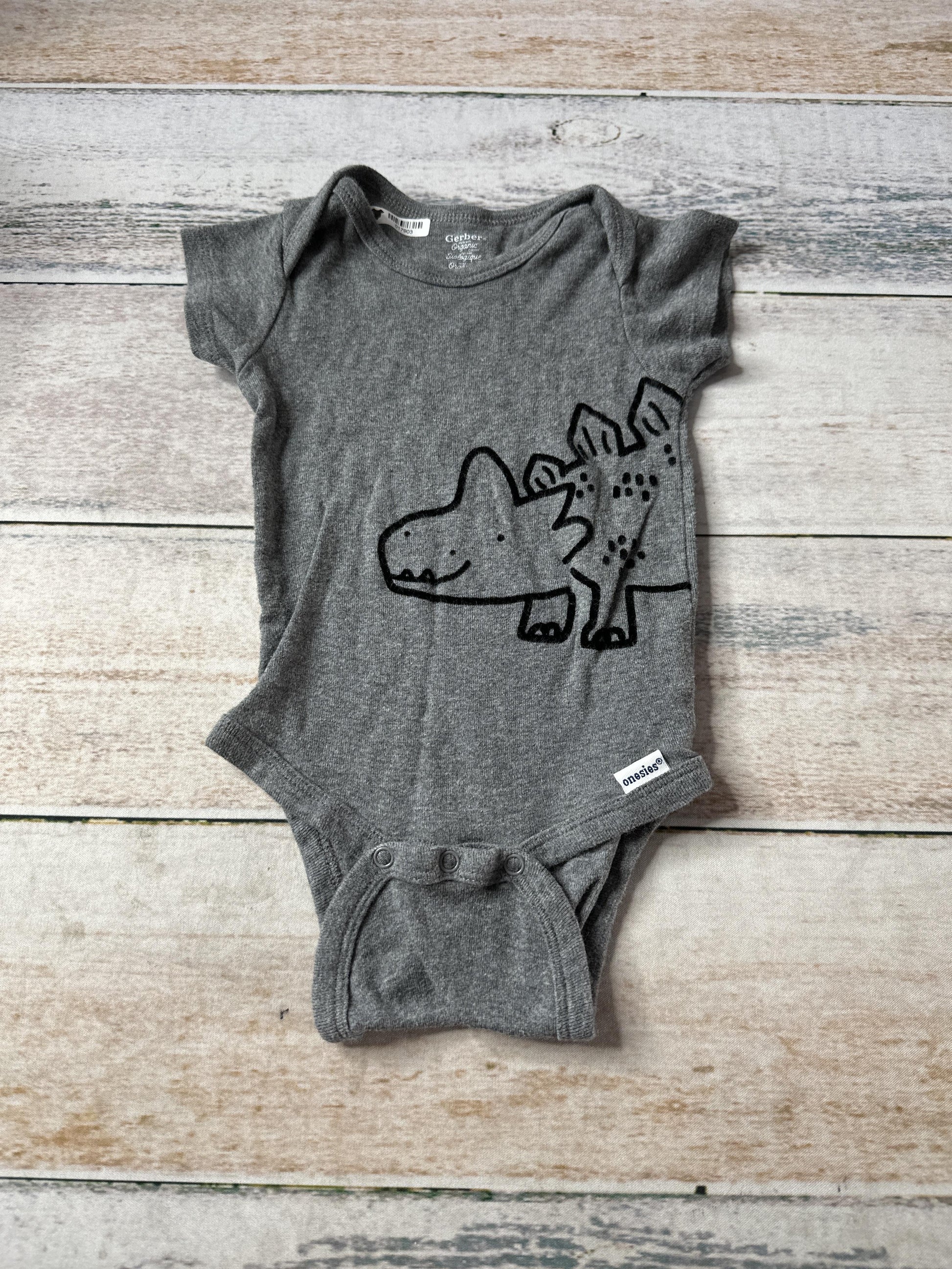 Gerber organic Unisex Onesie Size: 12M