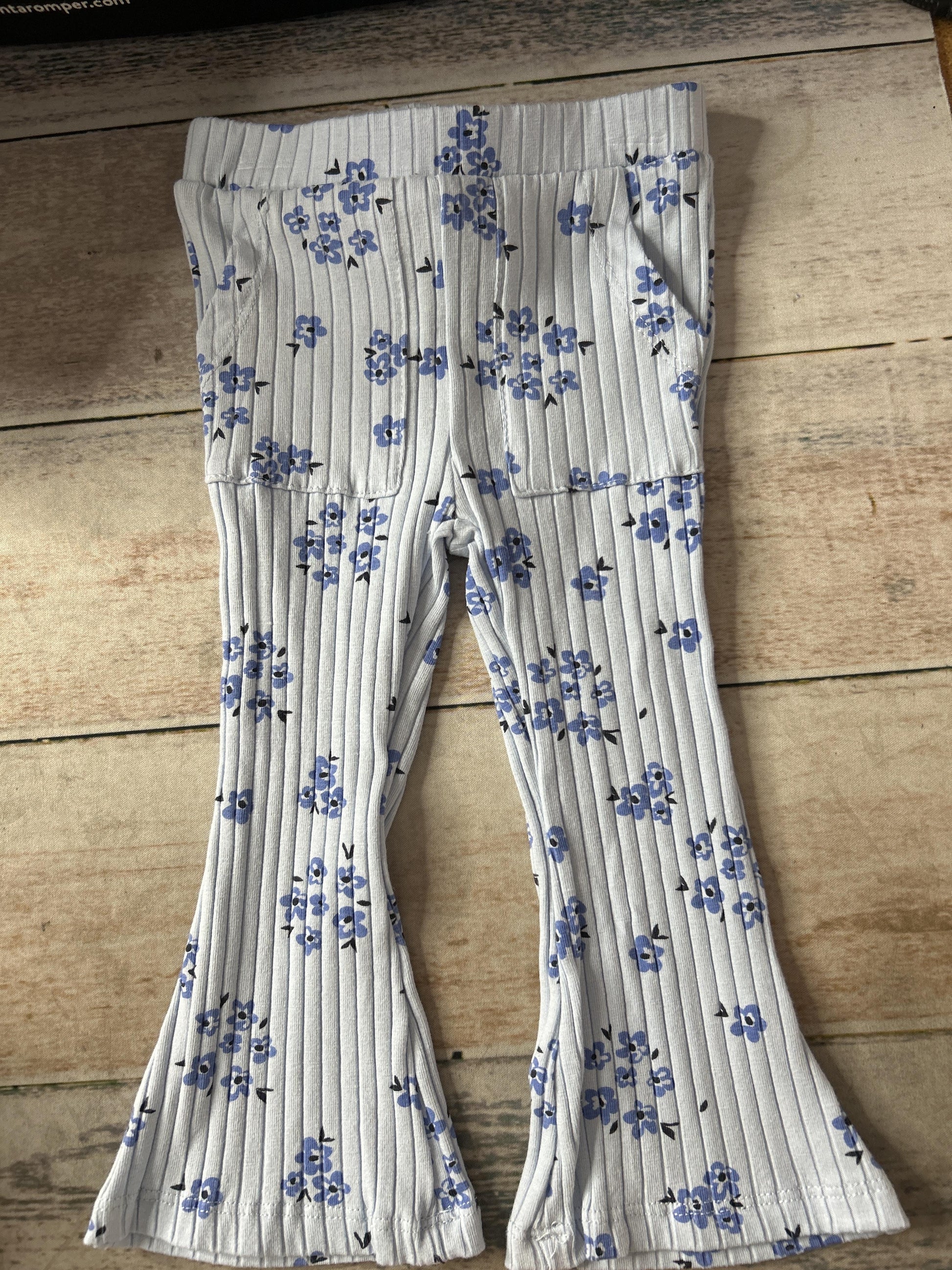 Unisex Pants Size: 12M