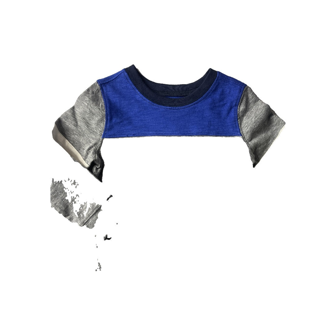 Old Navy Unisex Shirt Size: 18-24 months
