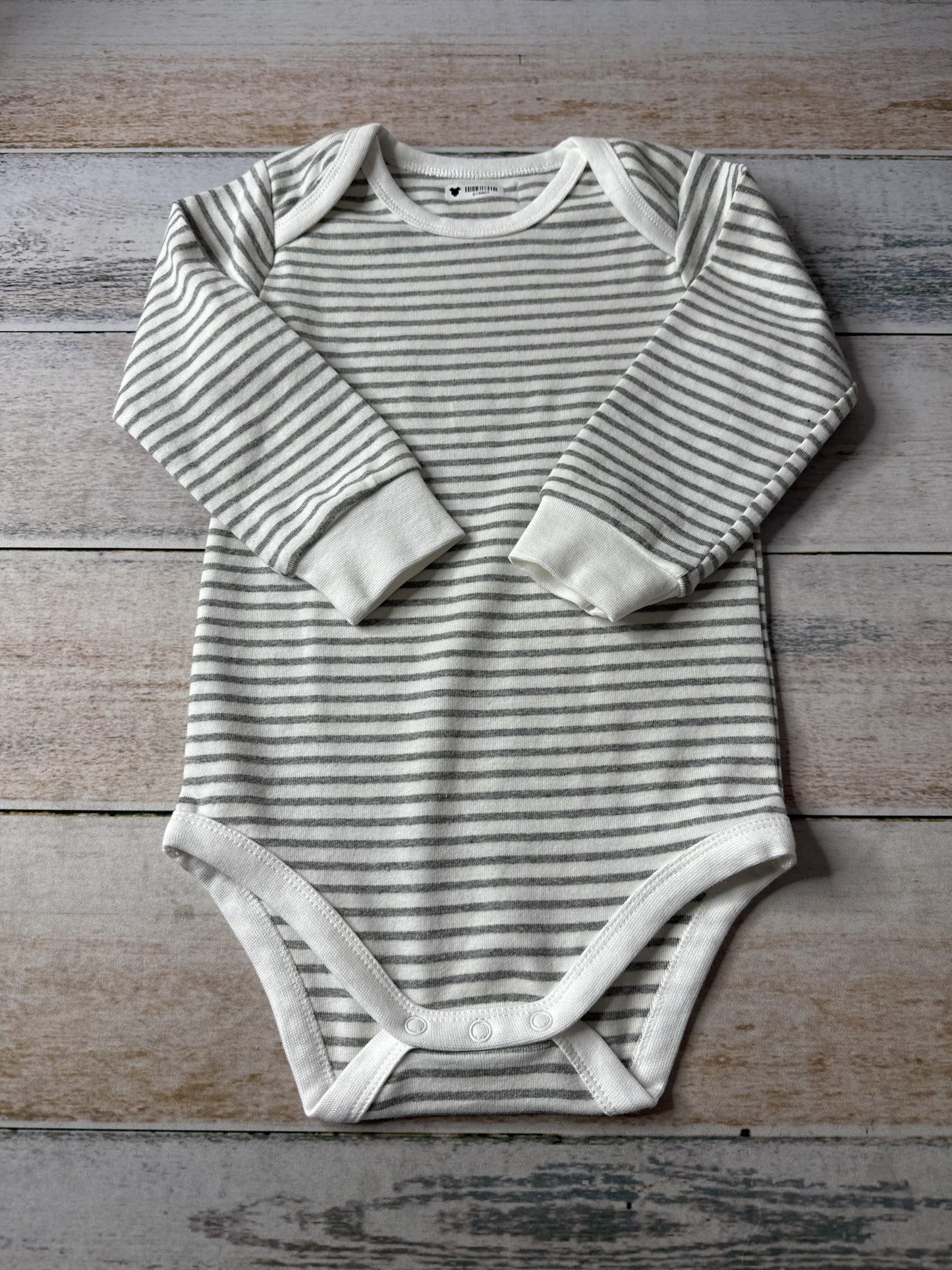 Little Organic co Unisex Onesie Size: 18-24 months