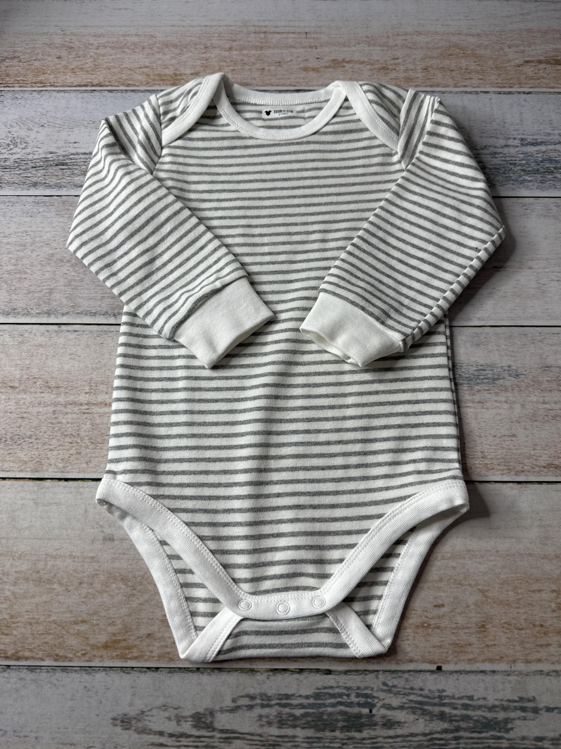 Little Organic co Unisex Onesie Size: 18-24 months