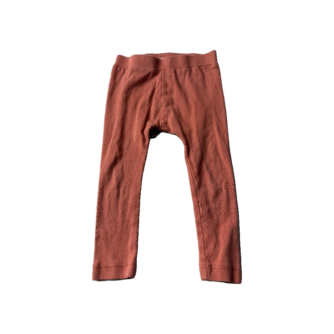 Kate Quinn Unisex Pants Size: 18-24 months