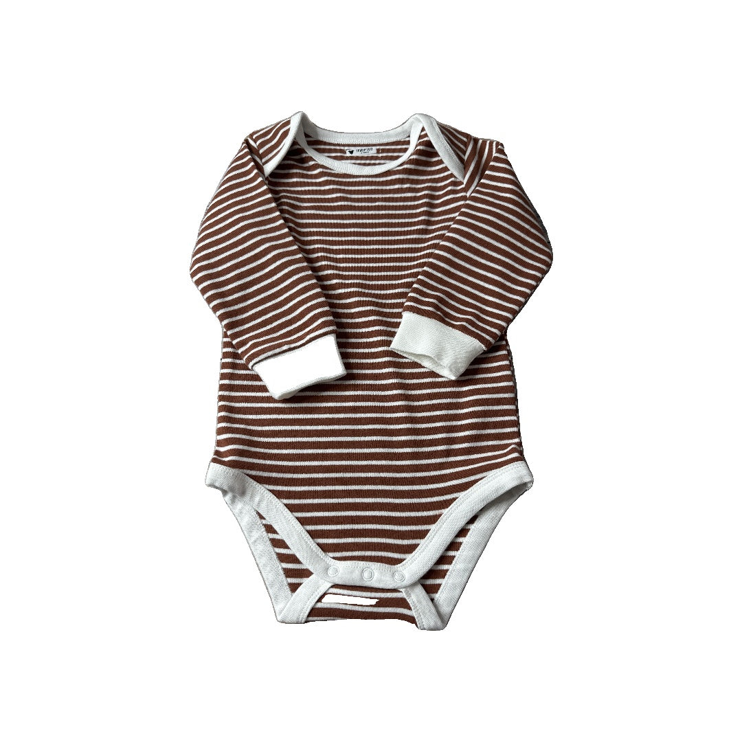 Unisex Onesie Size: 18-24 months