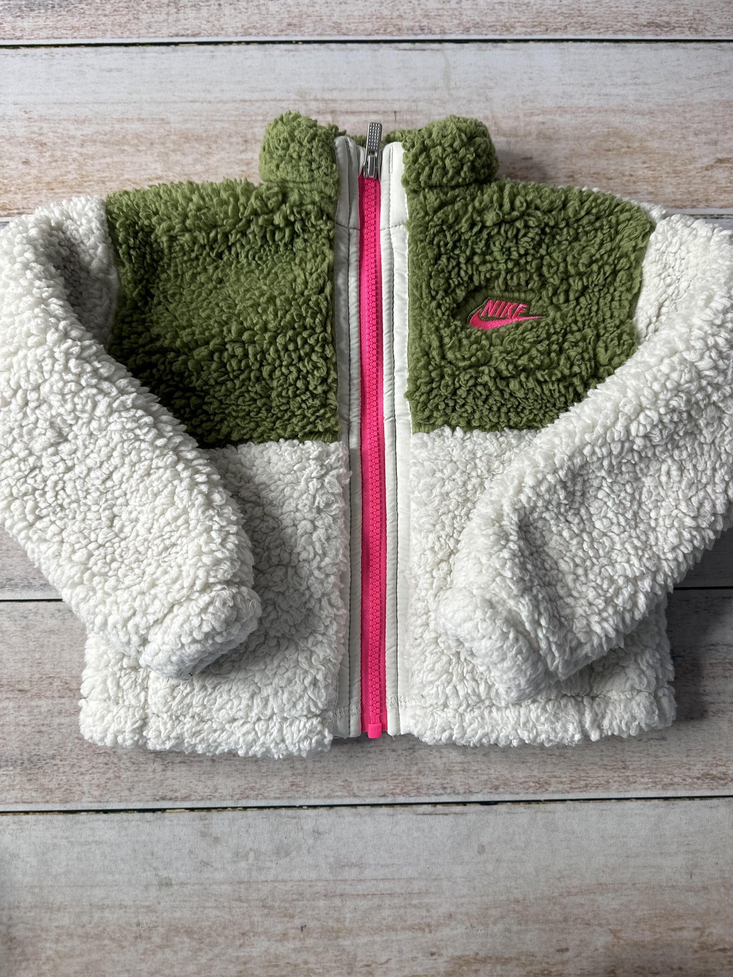 Nike Unisex Sweater Size: 18-24 months