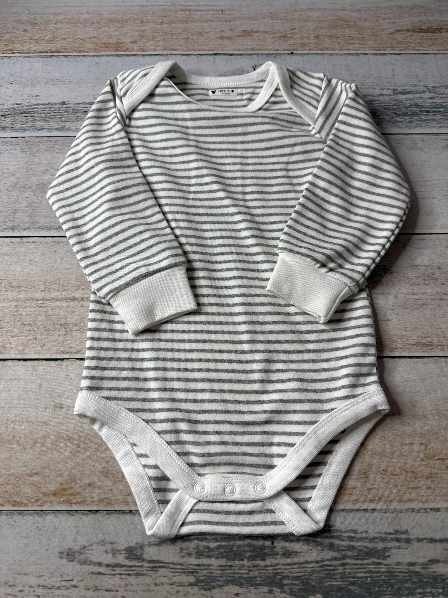 Little Organic co Unisex Onesie Size: 18-24 months