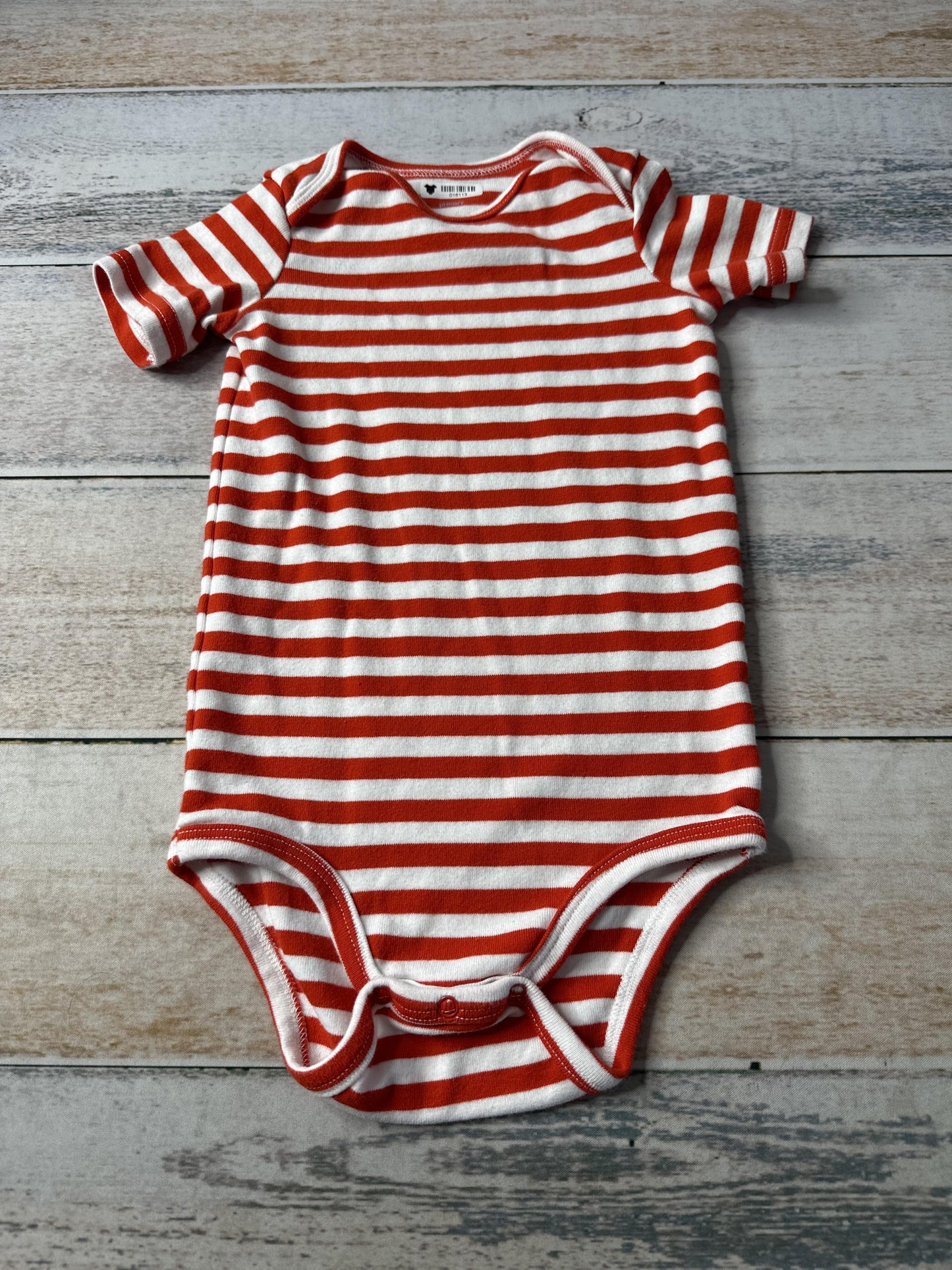 Unisex Onesie Size: 18-24 months