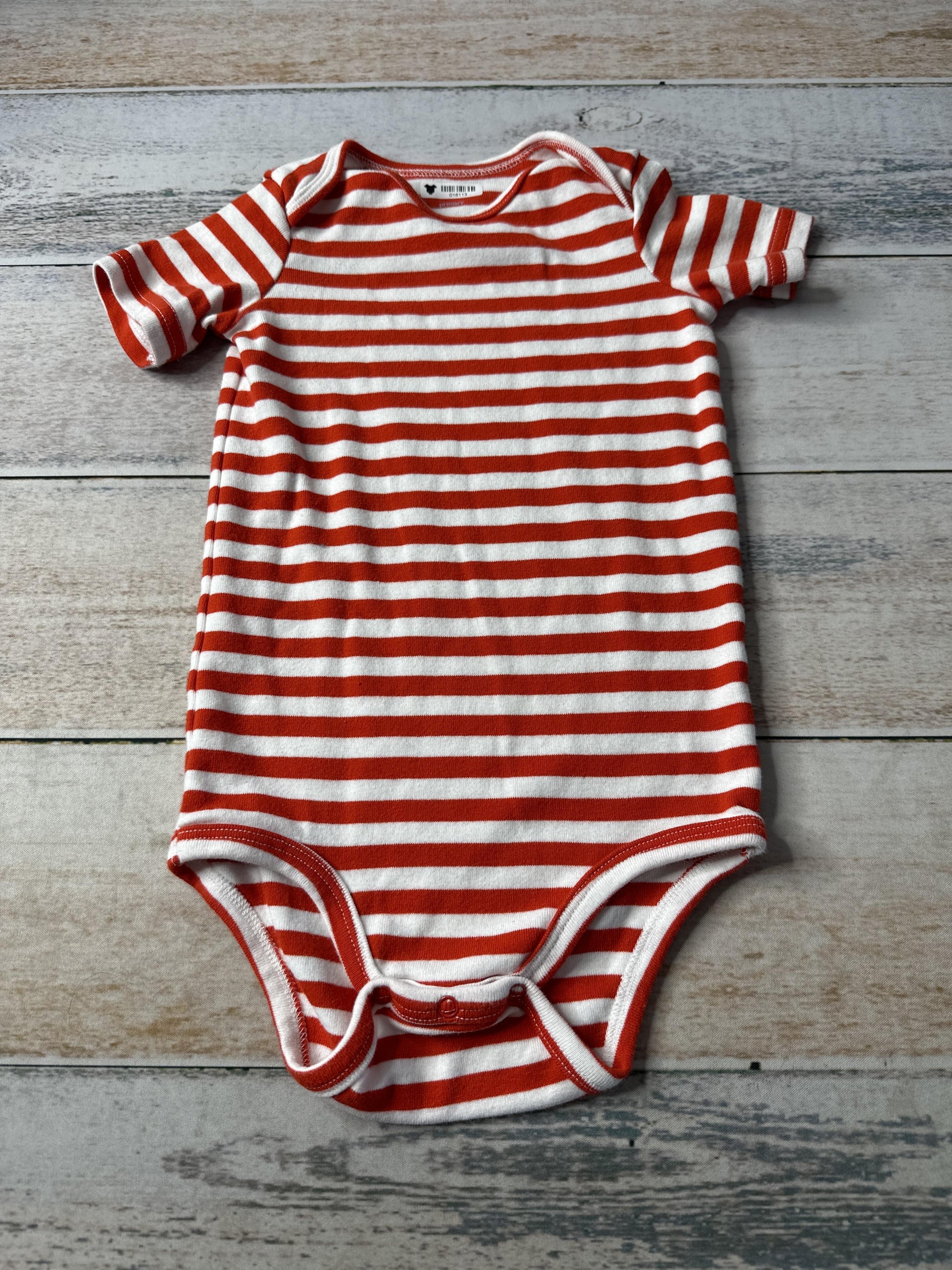 Unisex Onesie Size: 18-24 months