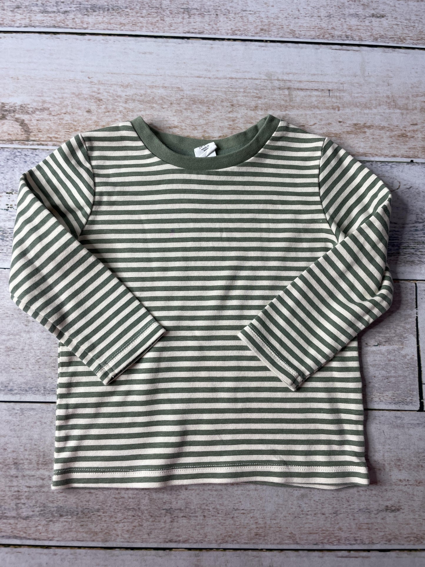 Unisex Shirt Size: 18-24 months