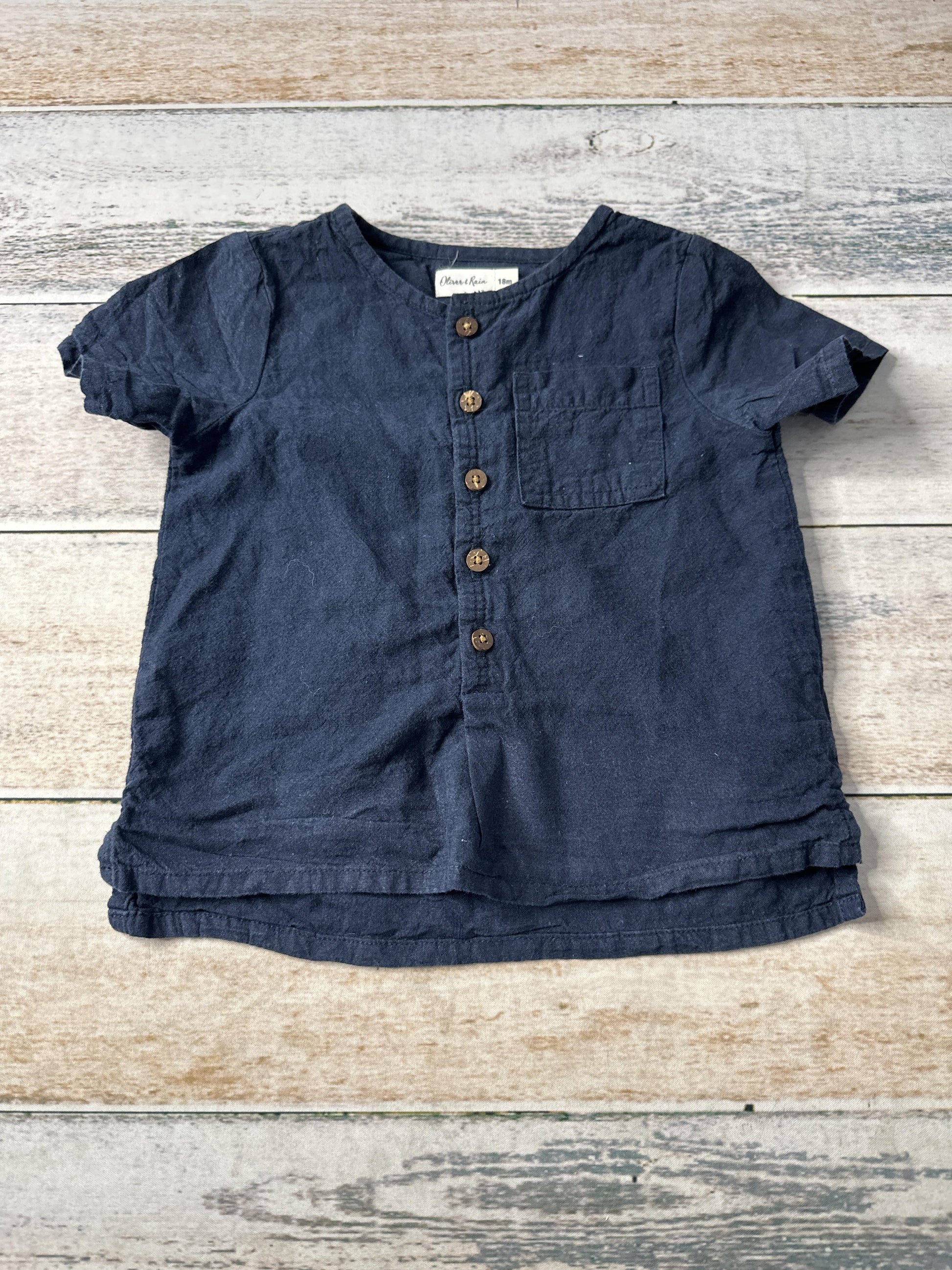 Unisex T-Shirt Size: 18 months