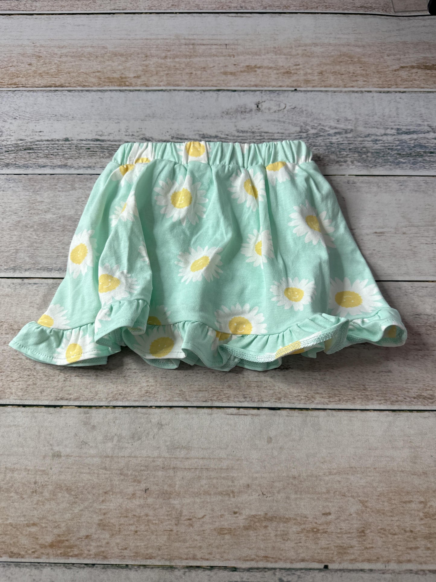 Unisex Shorts Size: 18 months
