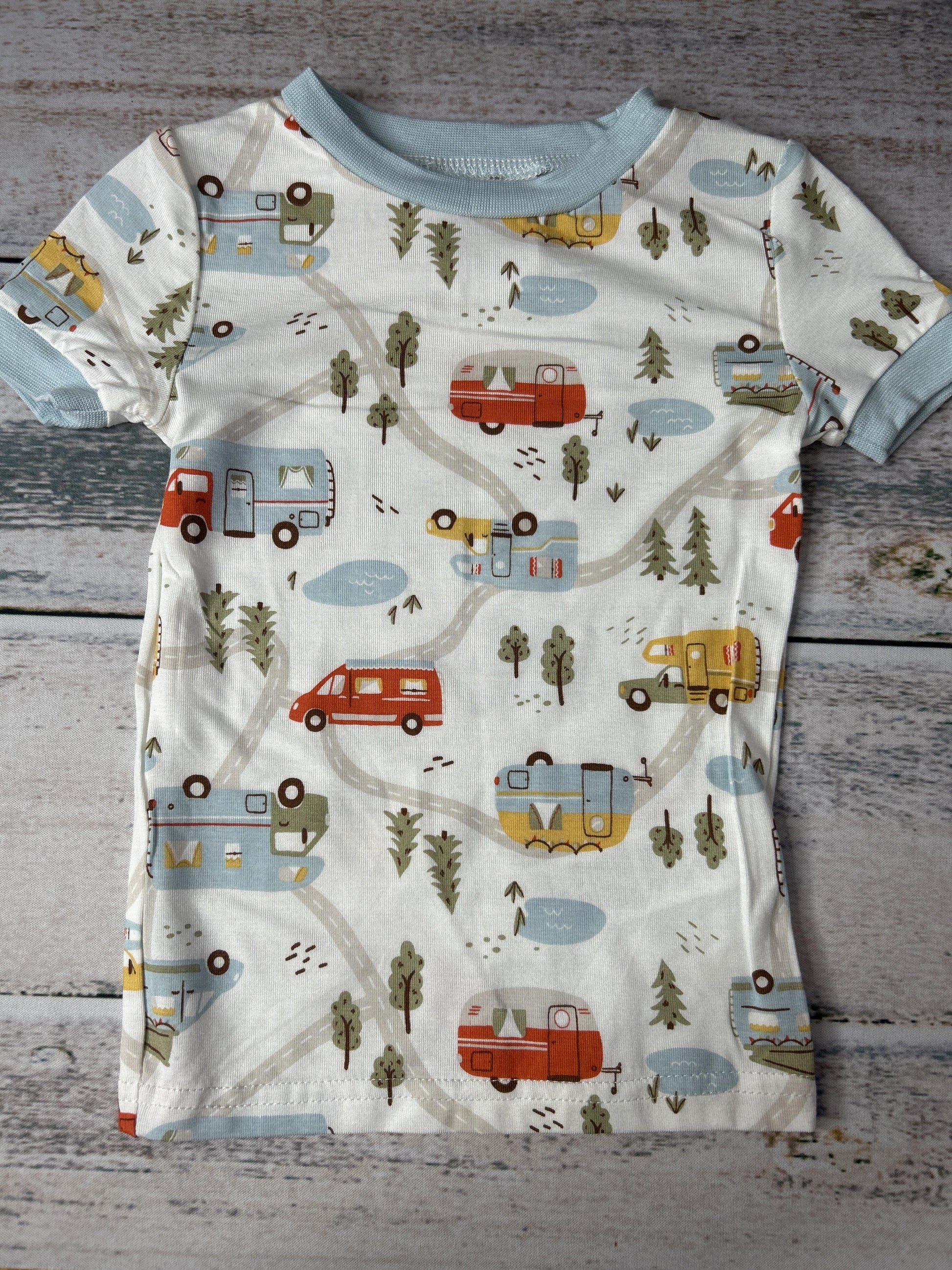 Unisex Pajamas Size: 18 months