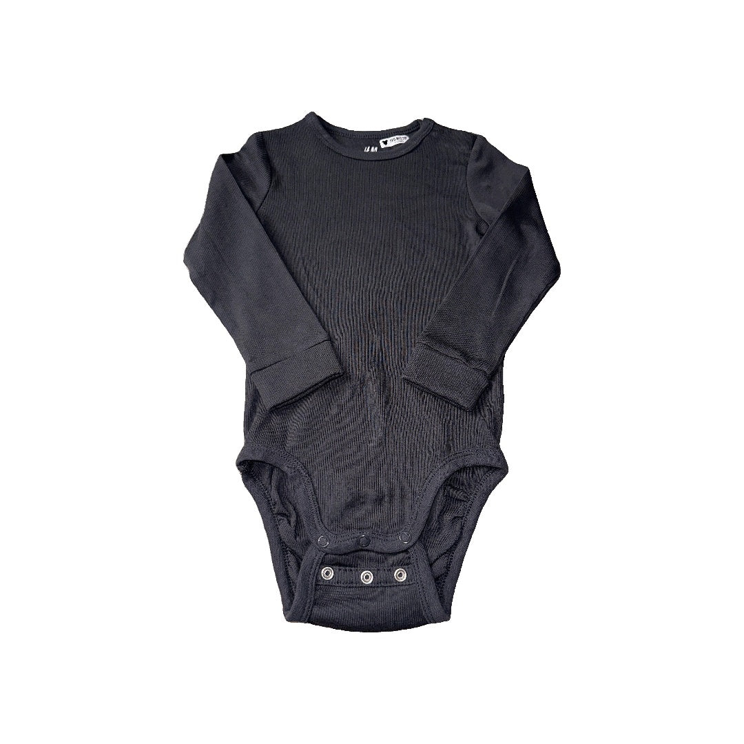 H&M Unisex Onesie Size: 18 months