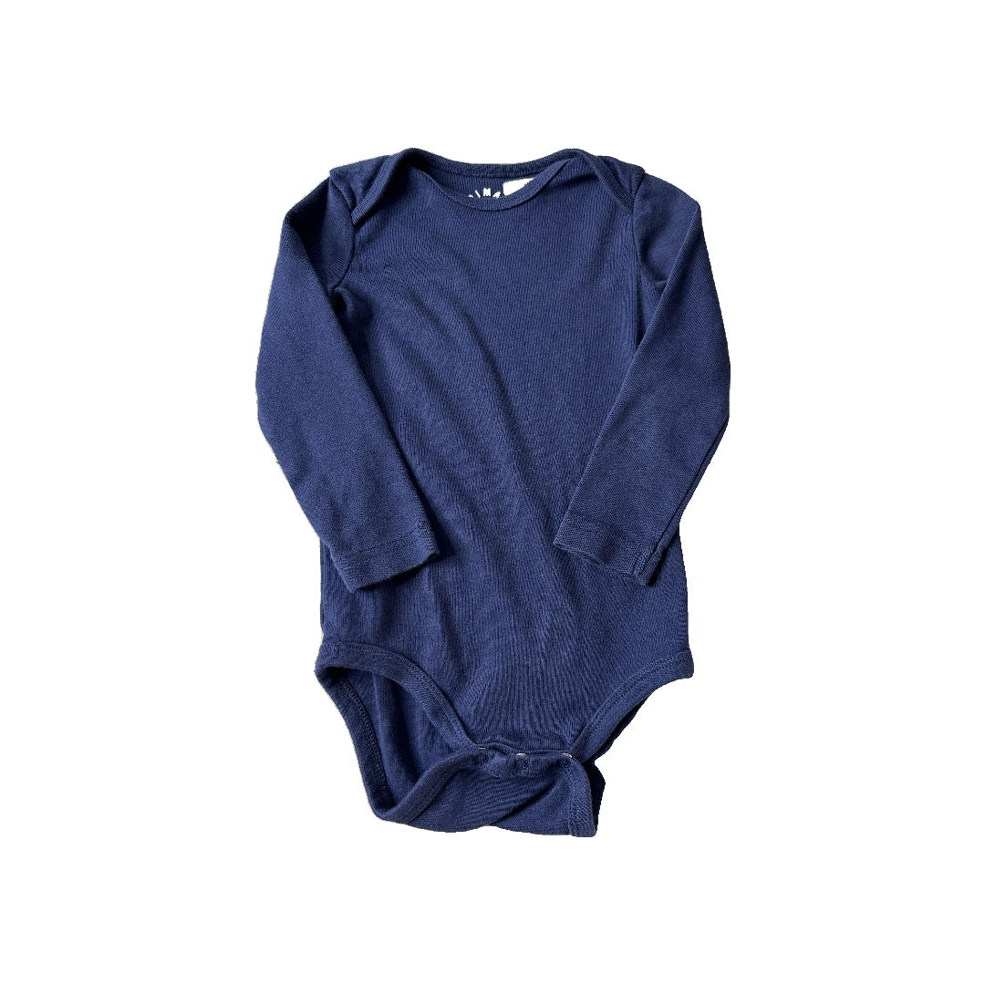 Primary Unisex Onesie Size: 18 months