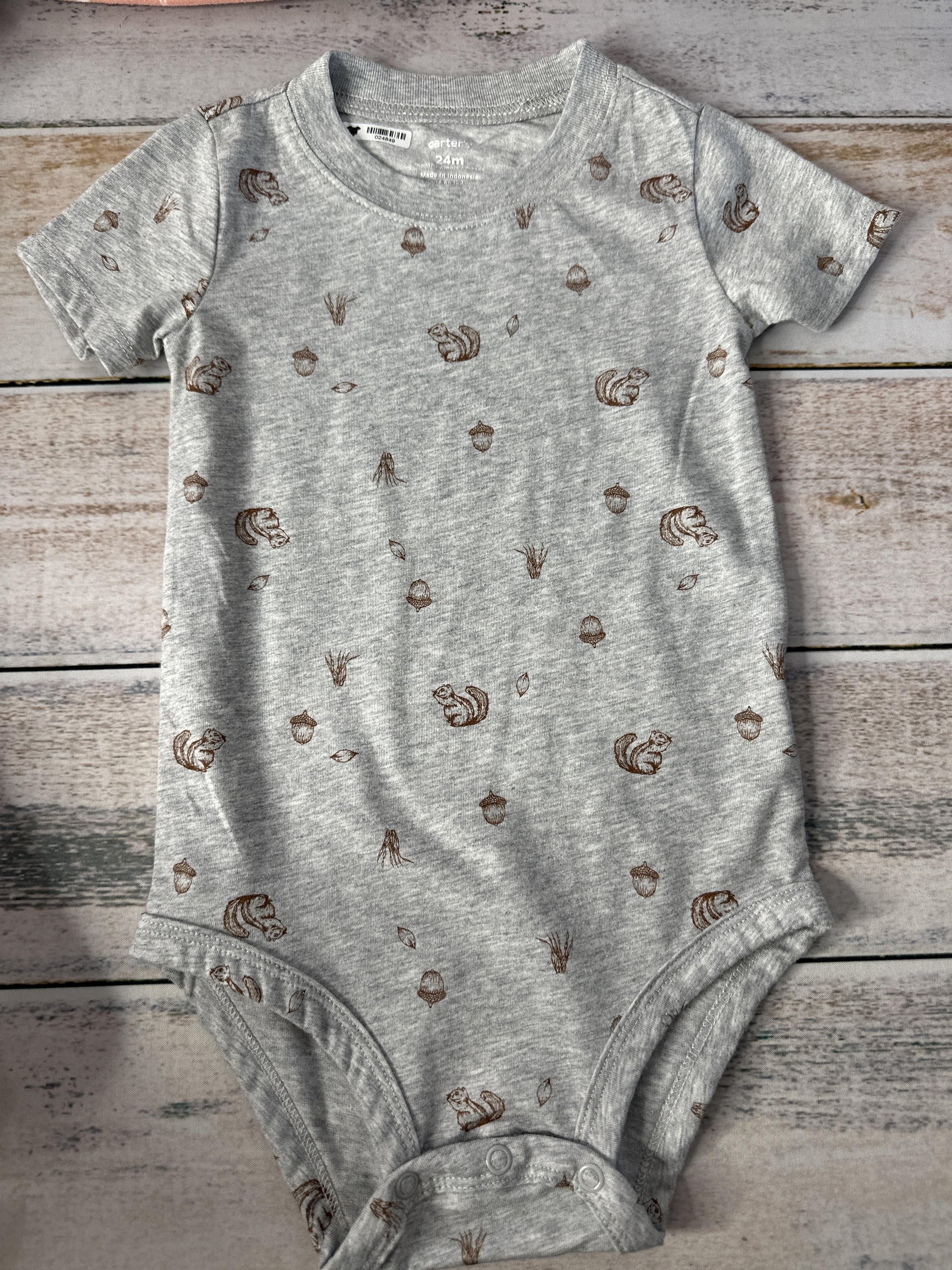 Unisex Onesie Size: 18 months