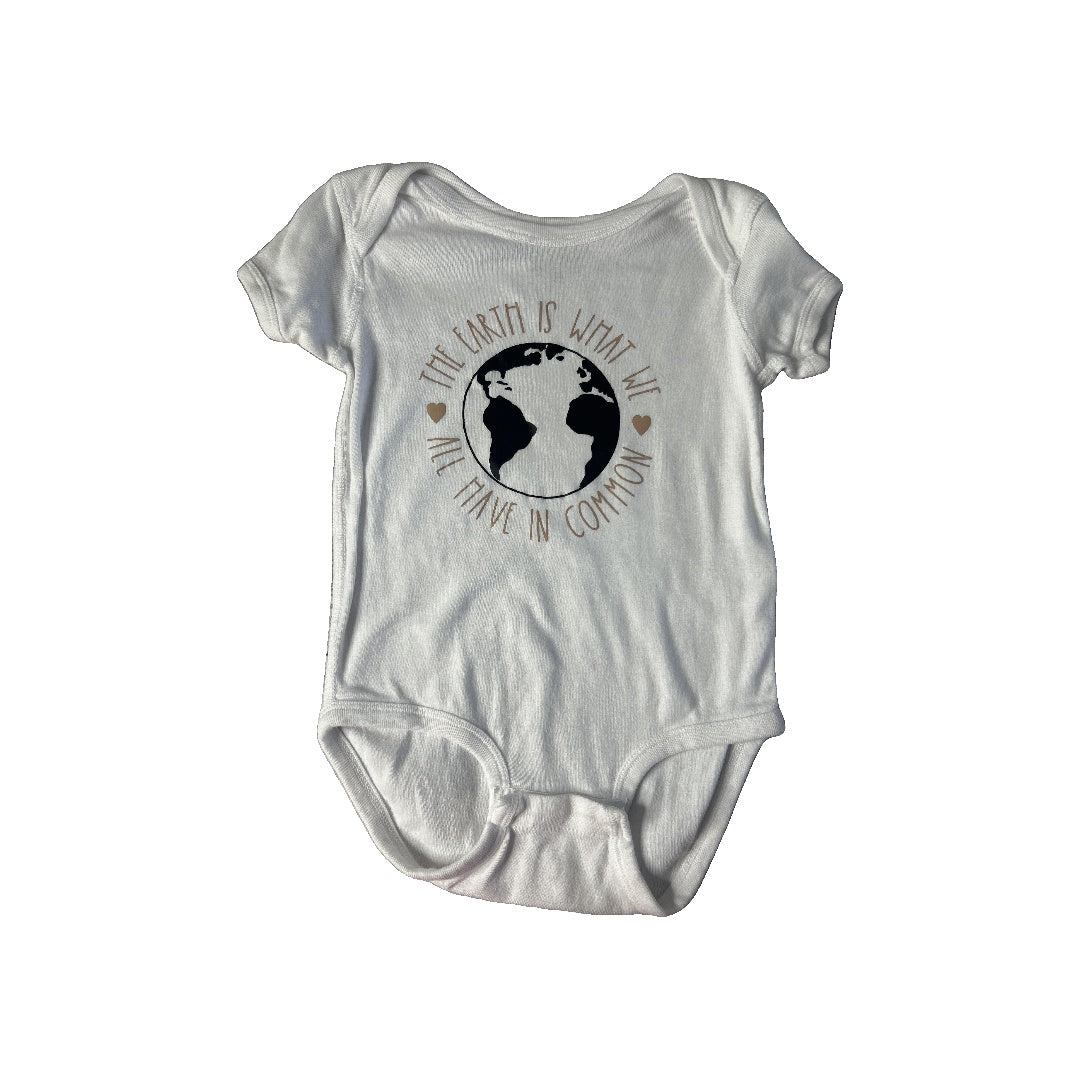 Unisex Onesie Size: 18 months