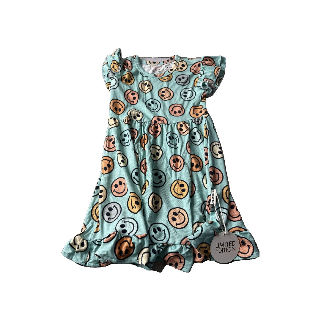 Sage and Ivory Girls Dress Size: 2-3 Years