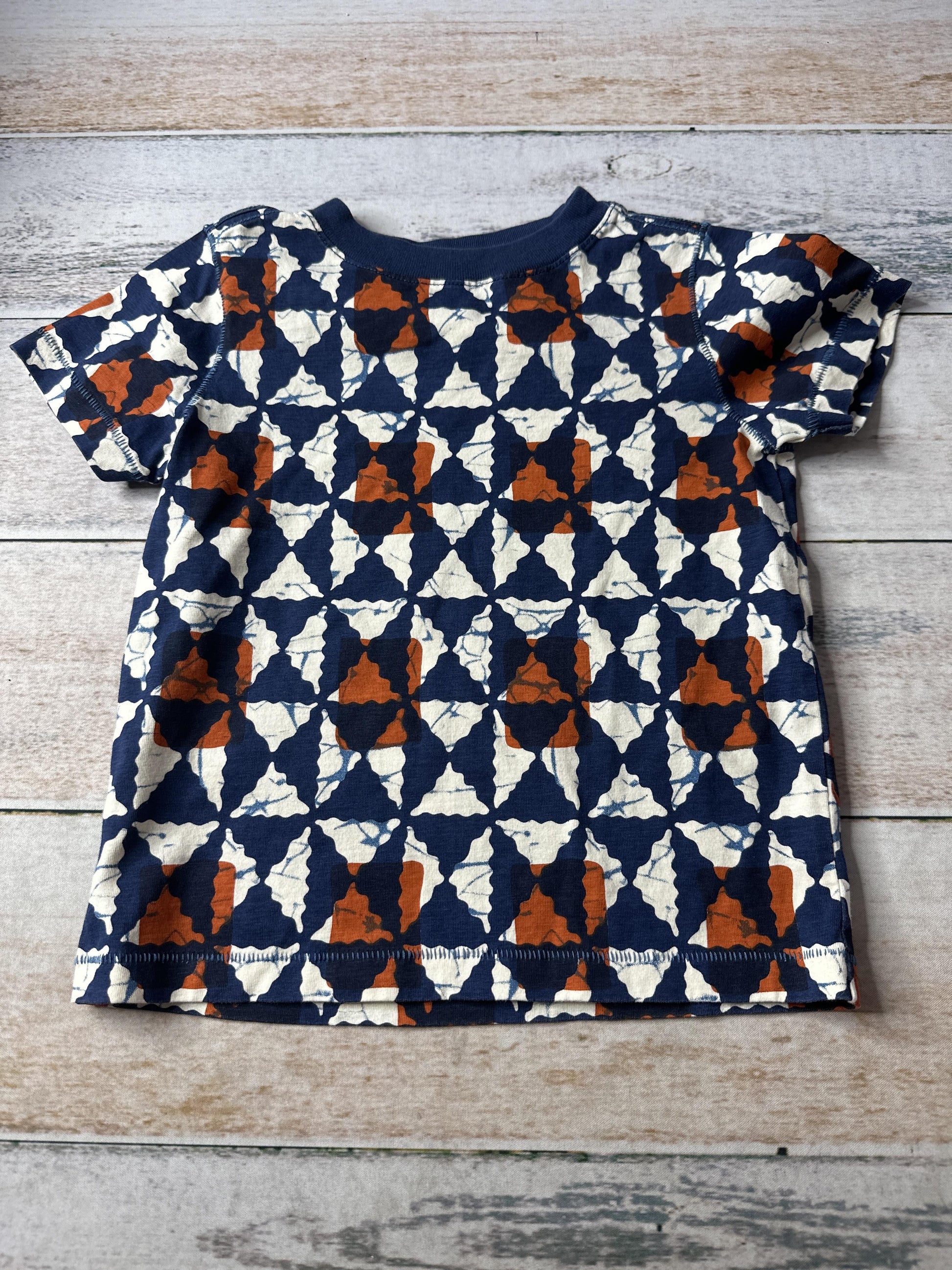 Unisex T-Shirt Size: 2-3 Years