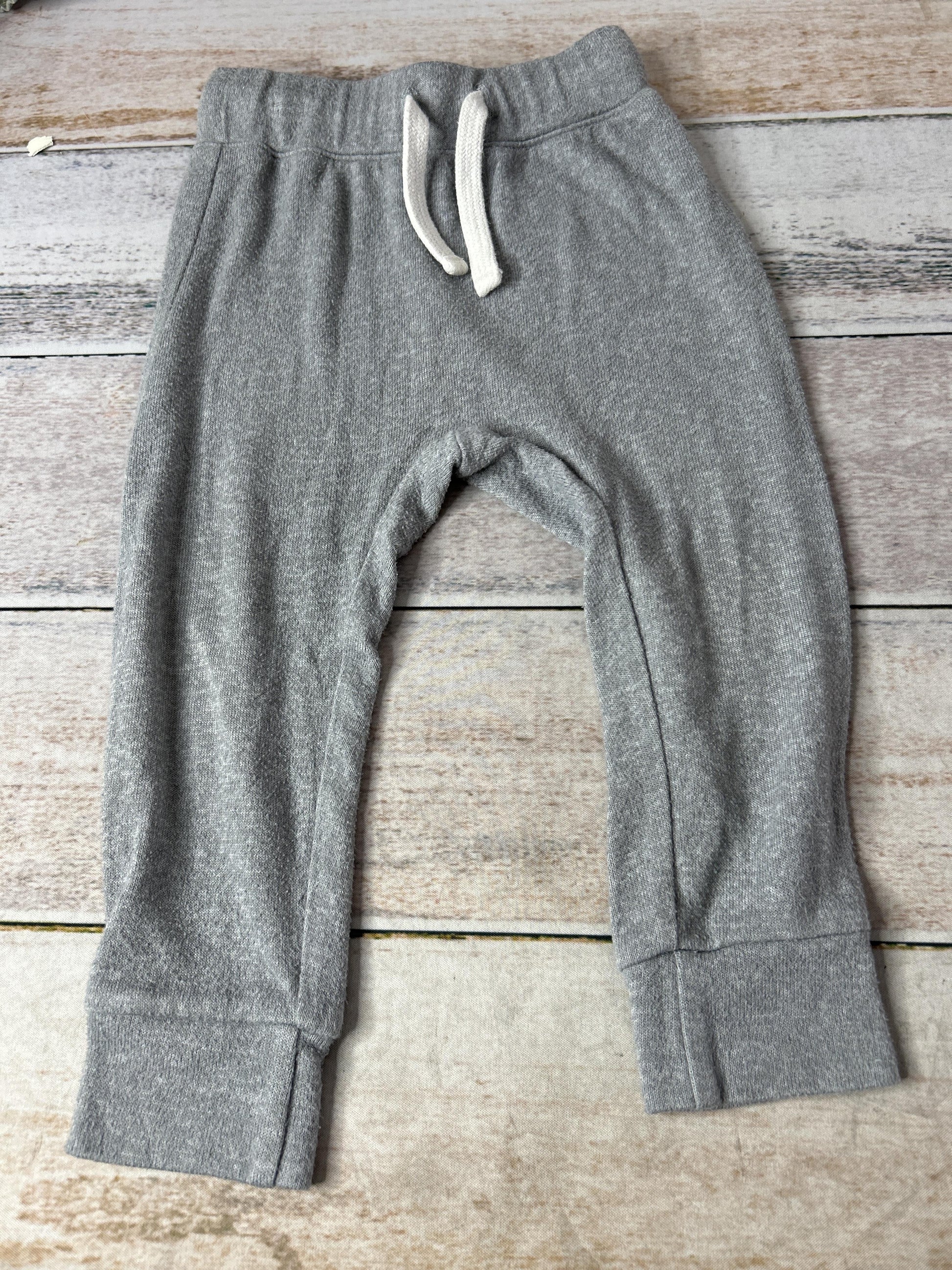 Unisex Pants Size: 2 years