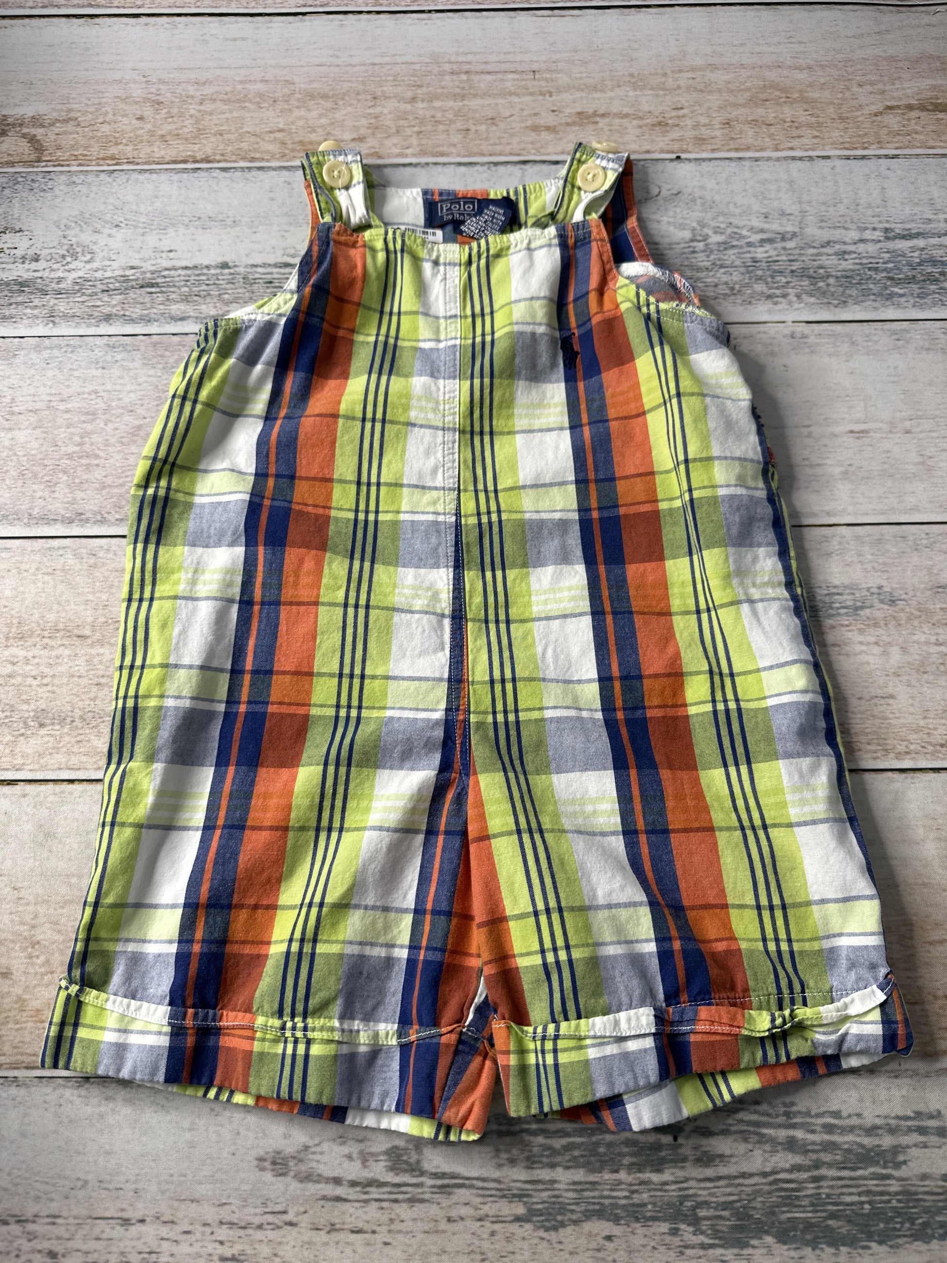 Unisex Romper Size: 24 months