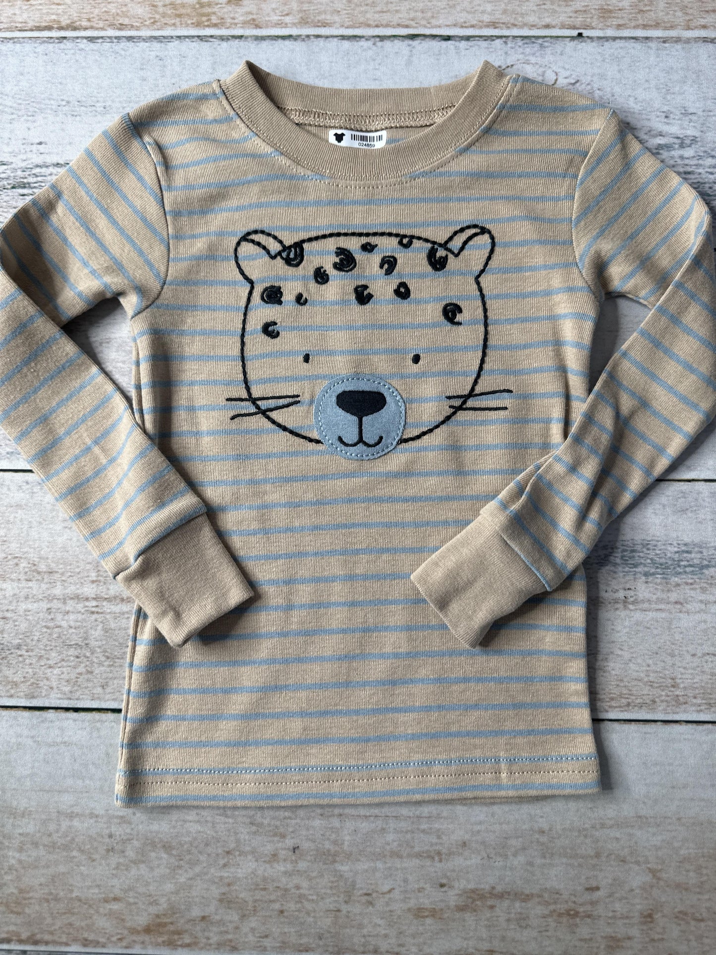 Carters Unisex Pajamas Size: 24 months