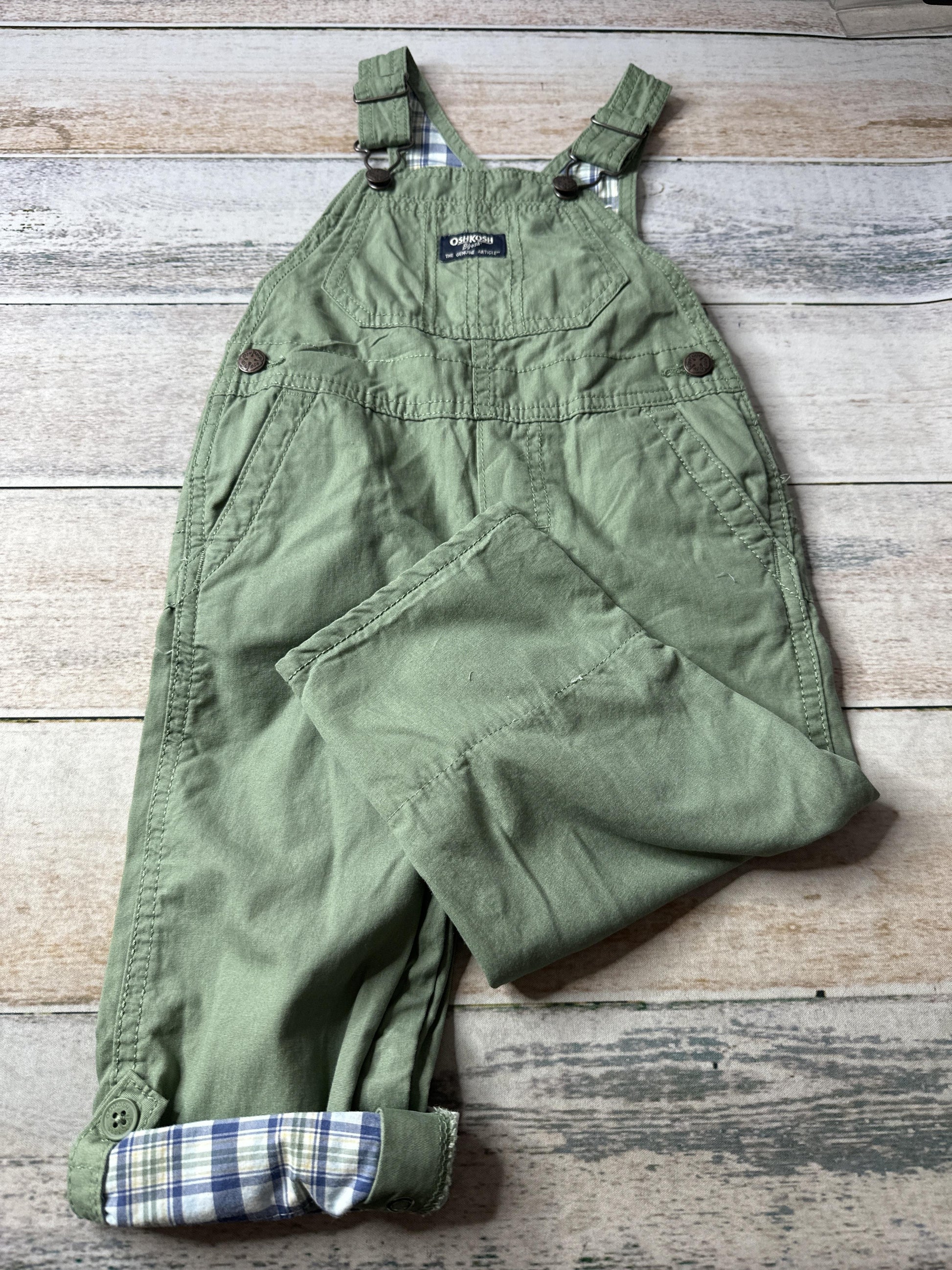 Carters Unisex Overalls Size: 24 months