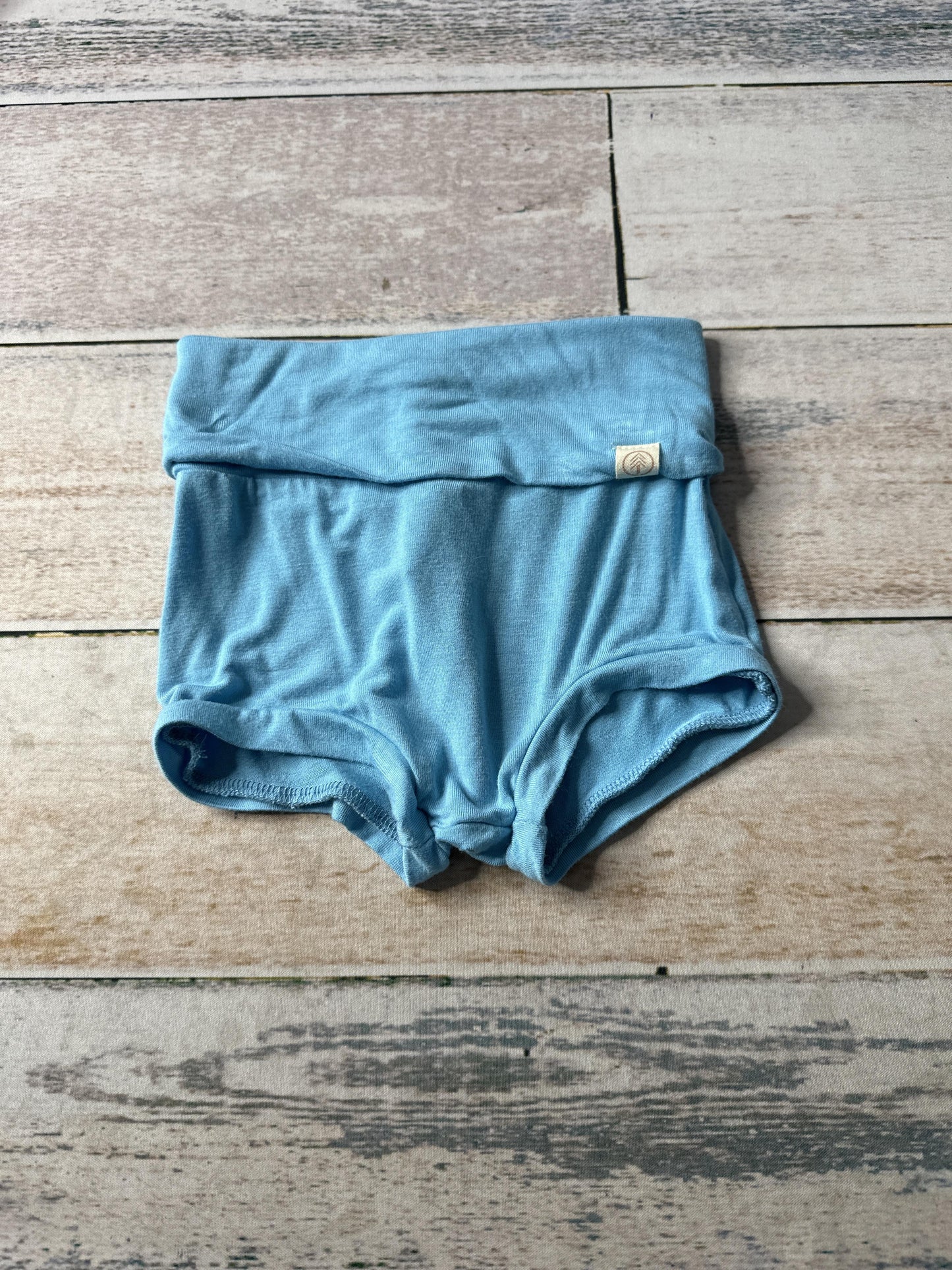 Unisex Shorts Size: 2T