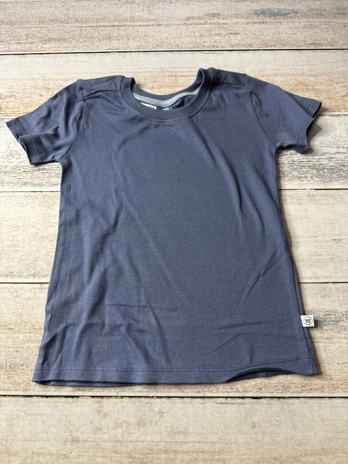 Honest Co Unisex T-Shirt Size: 2T