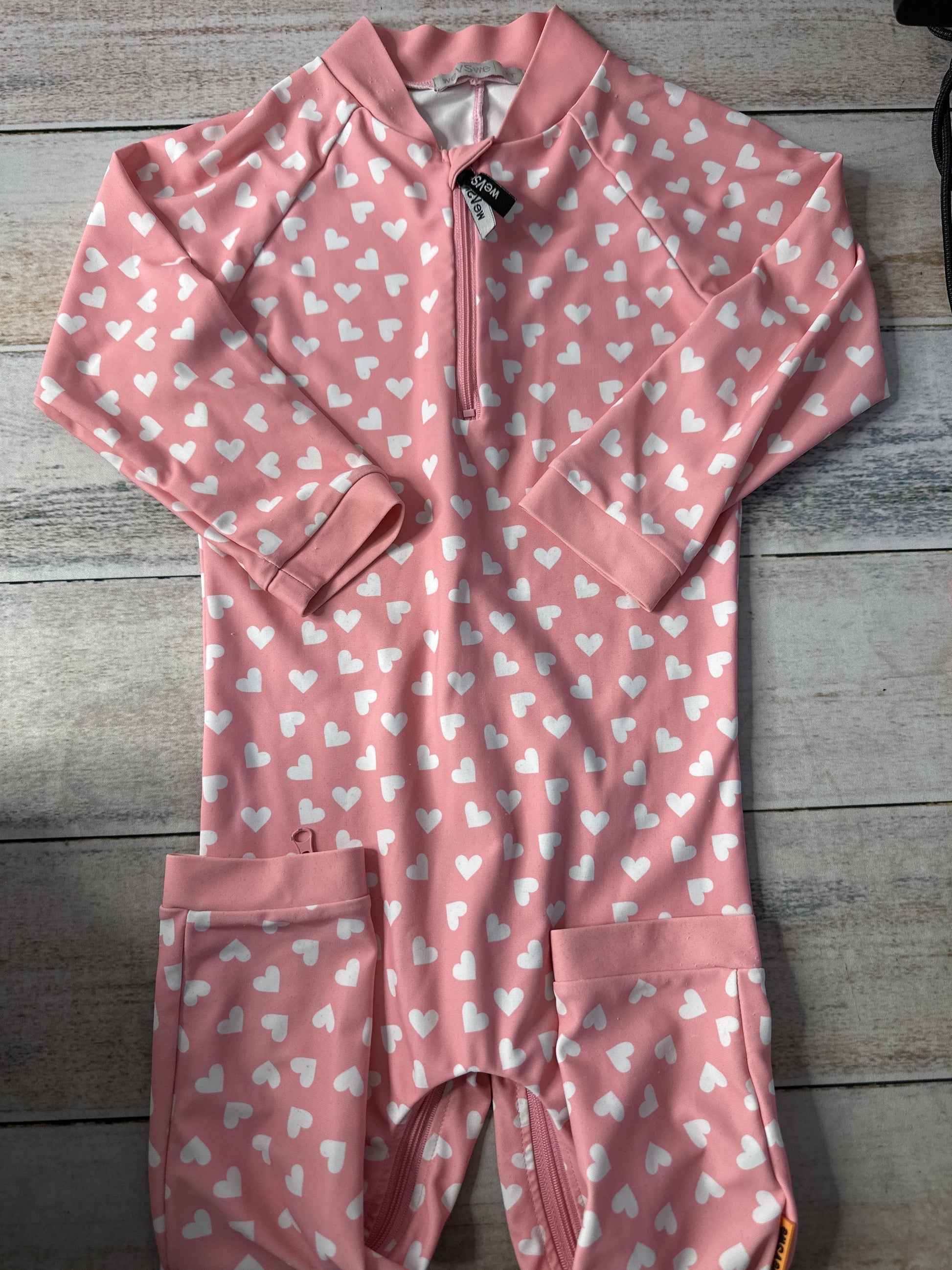 WeVSwe Unisex Long Sleeve Outfit Size: 2T