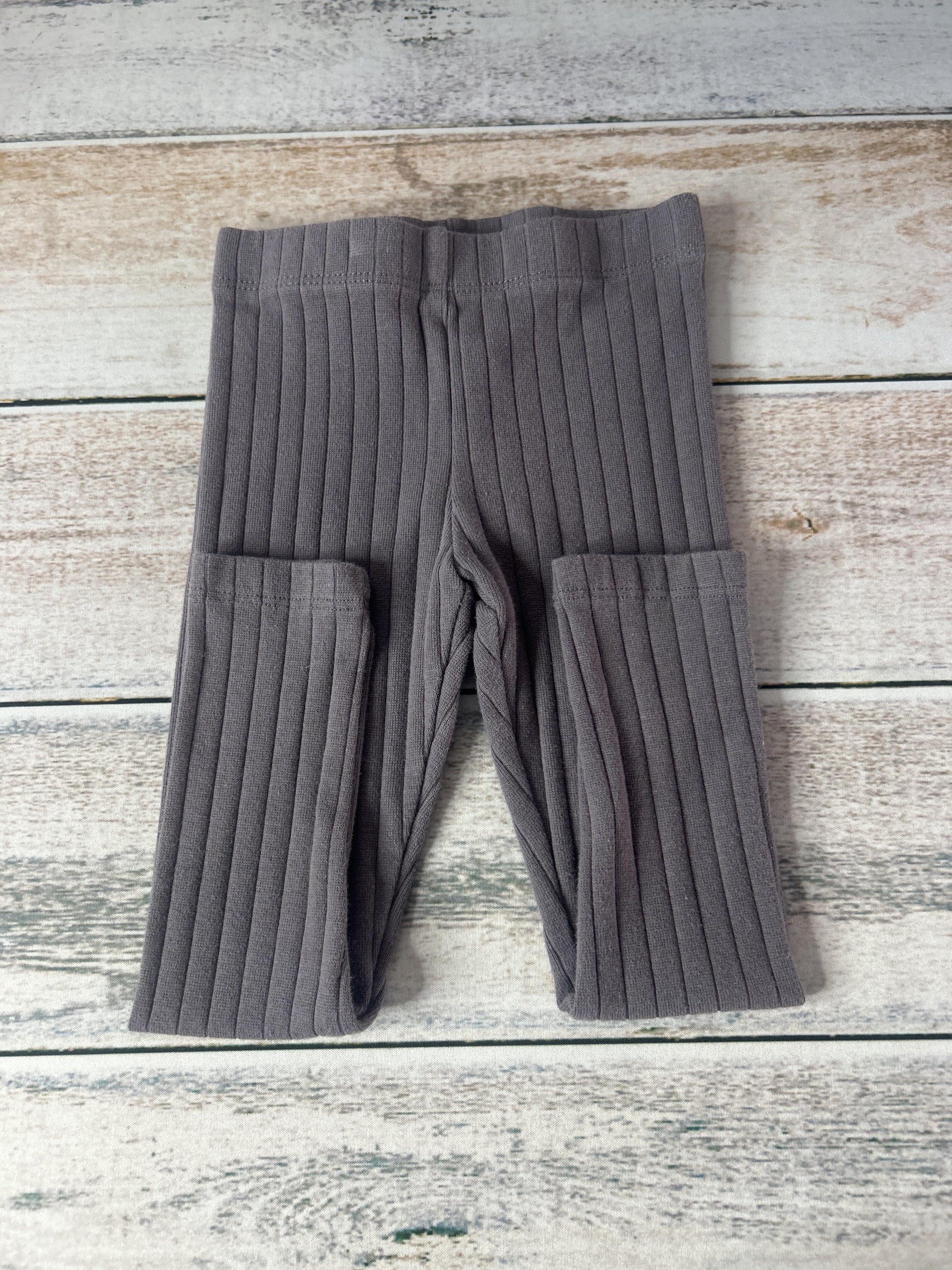 Unisex Pants Size: 2T