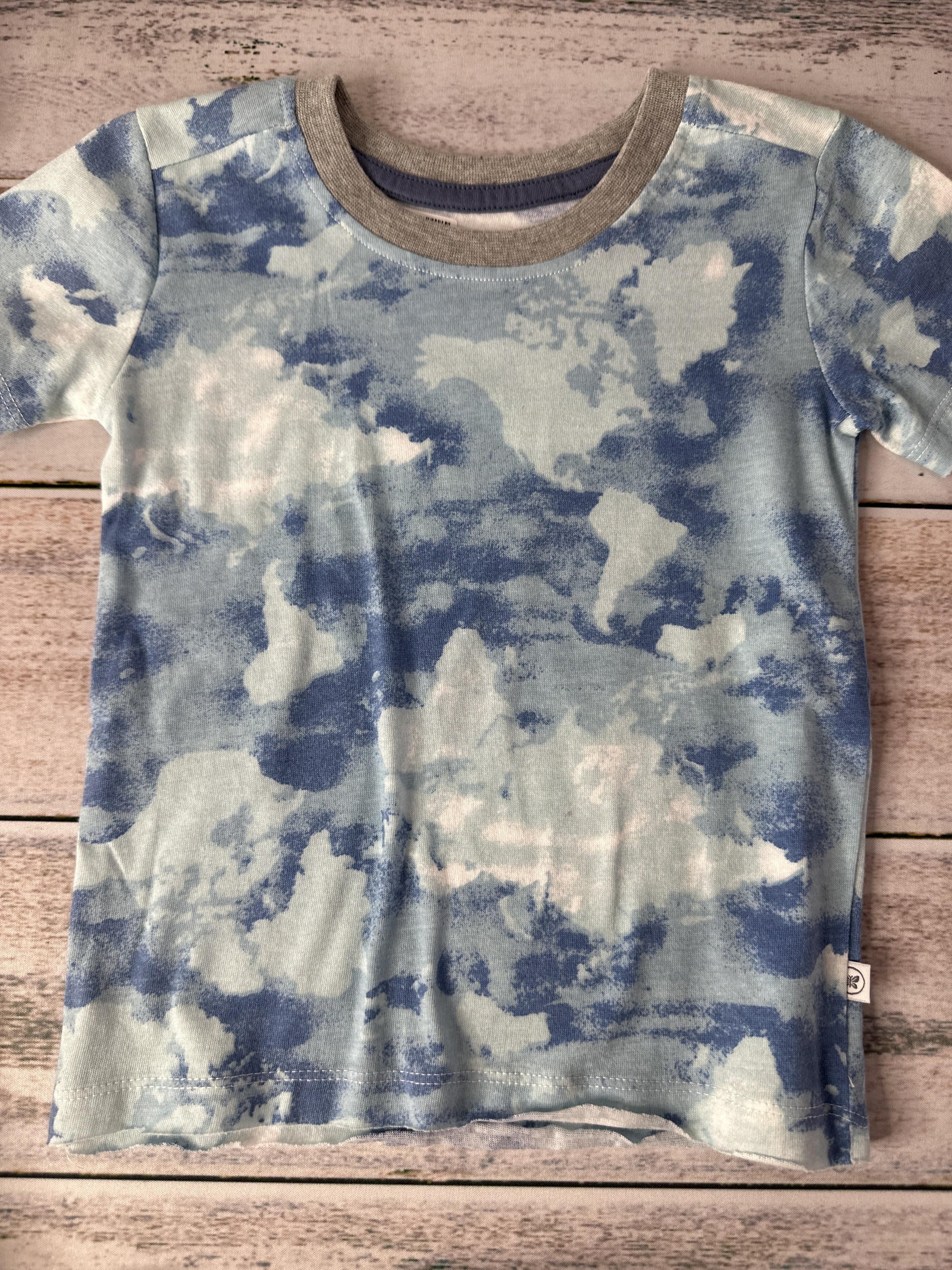 Honest Co Unisex Button Down Short Sleeve Size: 2T