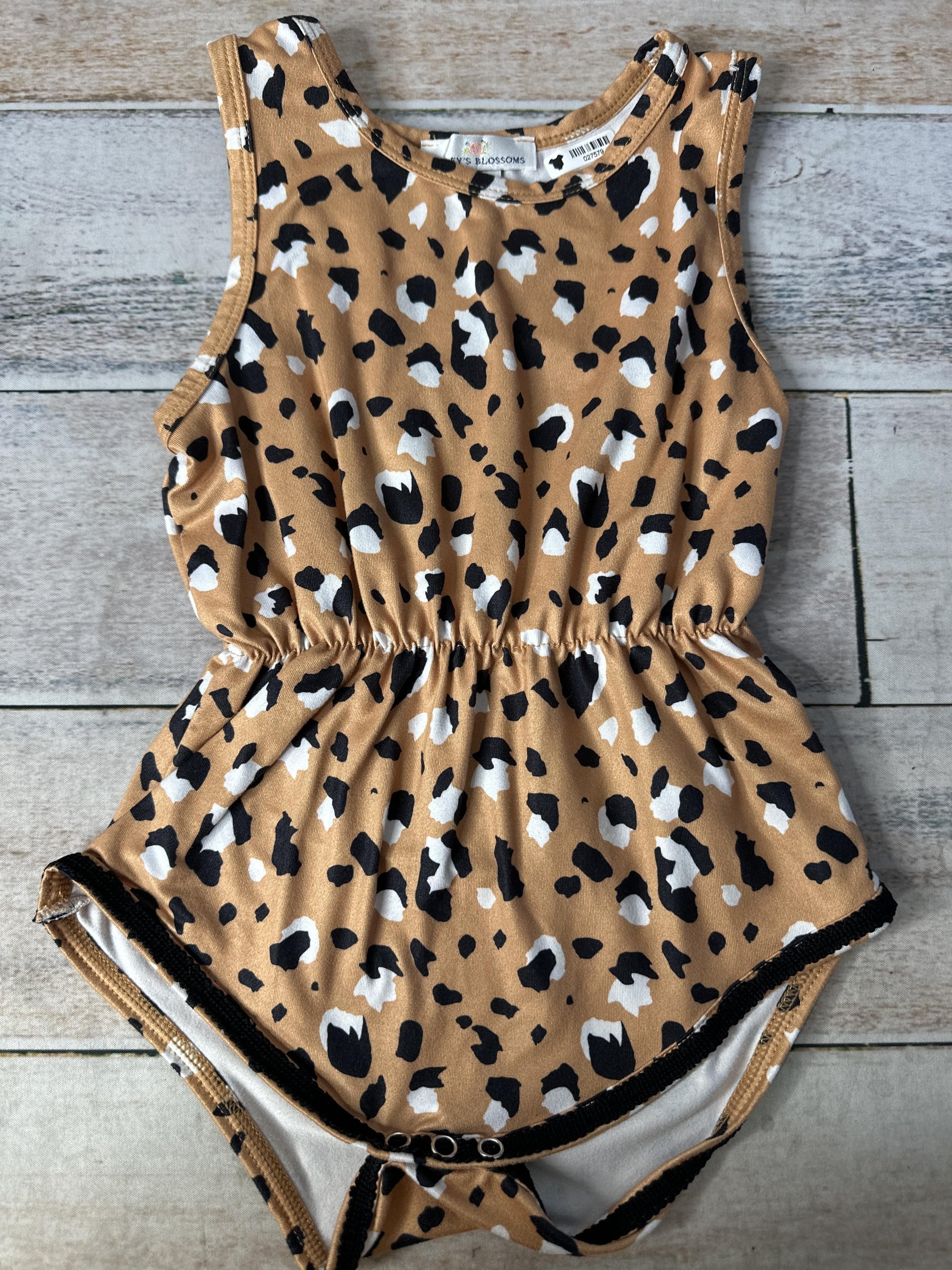 Unisex Romper Size: 2T
