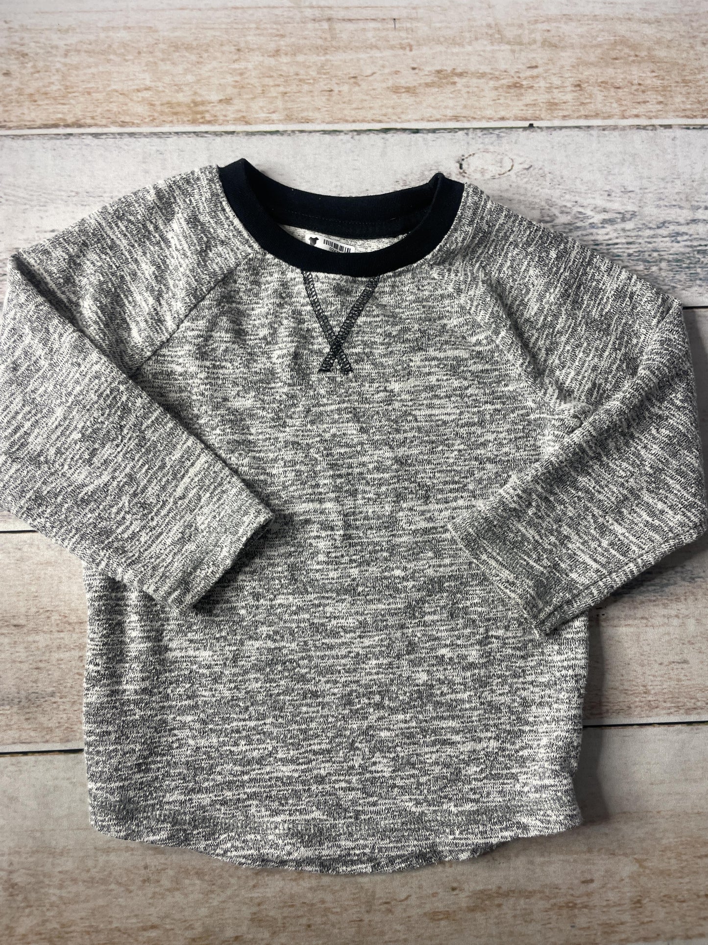 Unisex Shirt Size: 2T