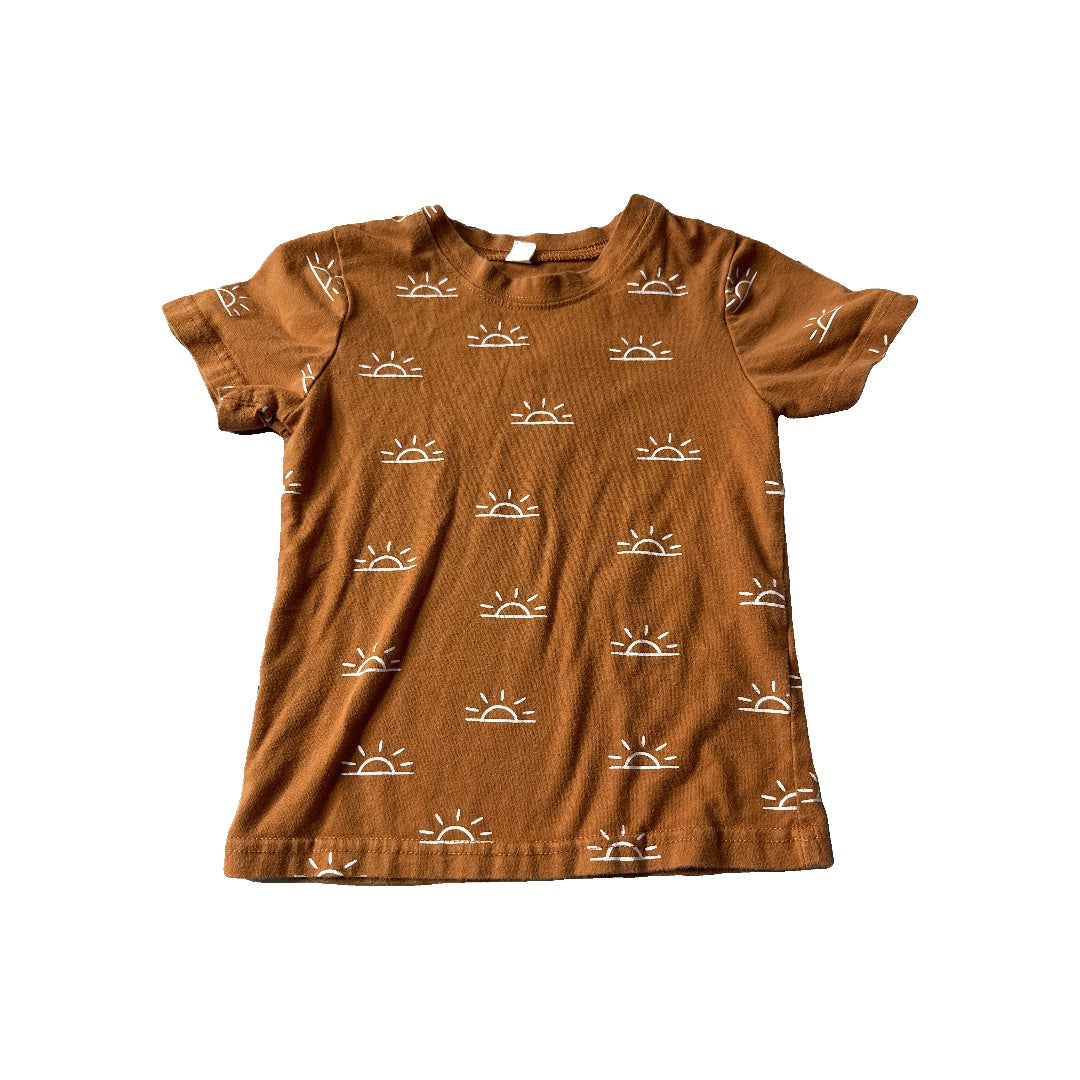 Unisex T-Shirt Size: 2T