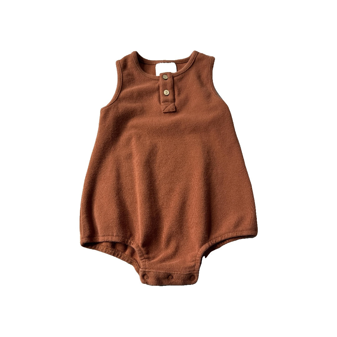 Unisex Onesie Size: 2T