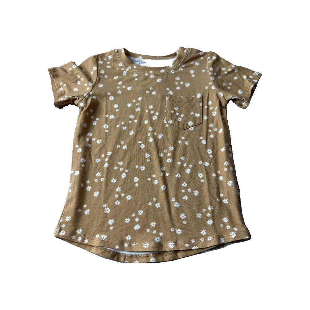 BabySprouts co Unisex T-Shirt Size: 2T