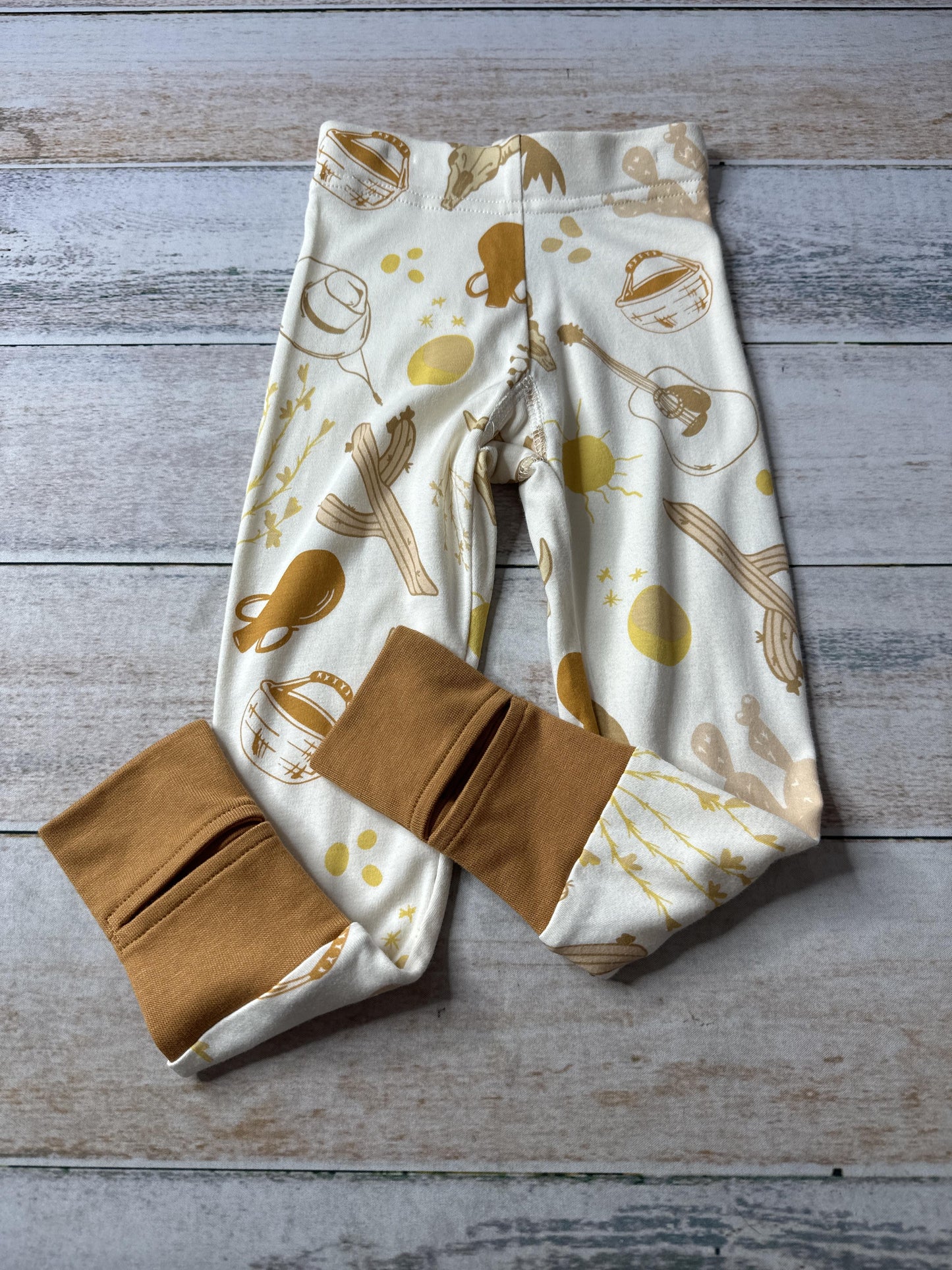 Goumi Unisex Pants Size: 2T