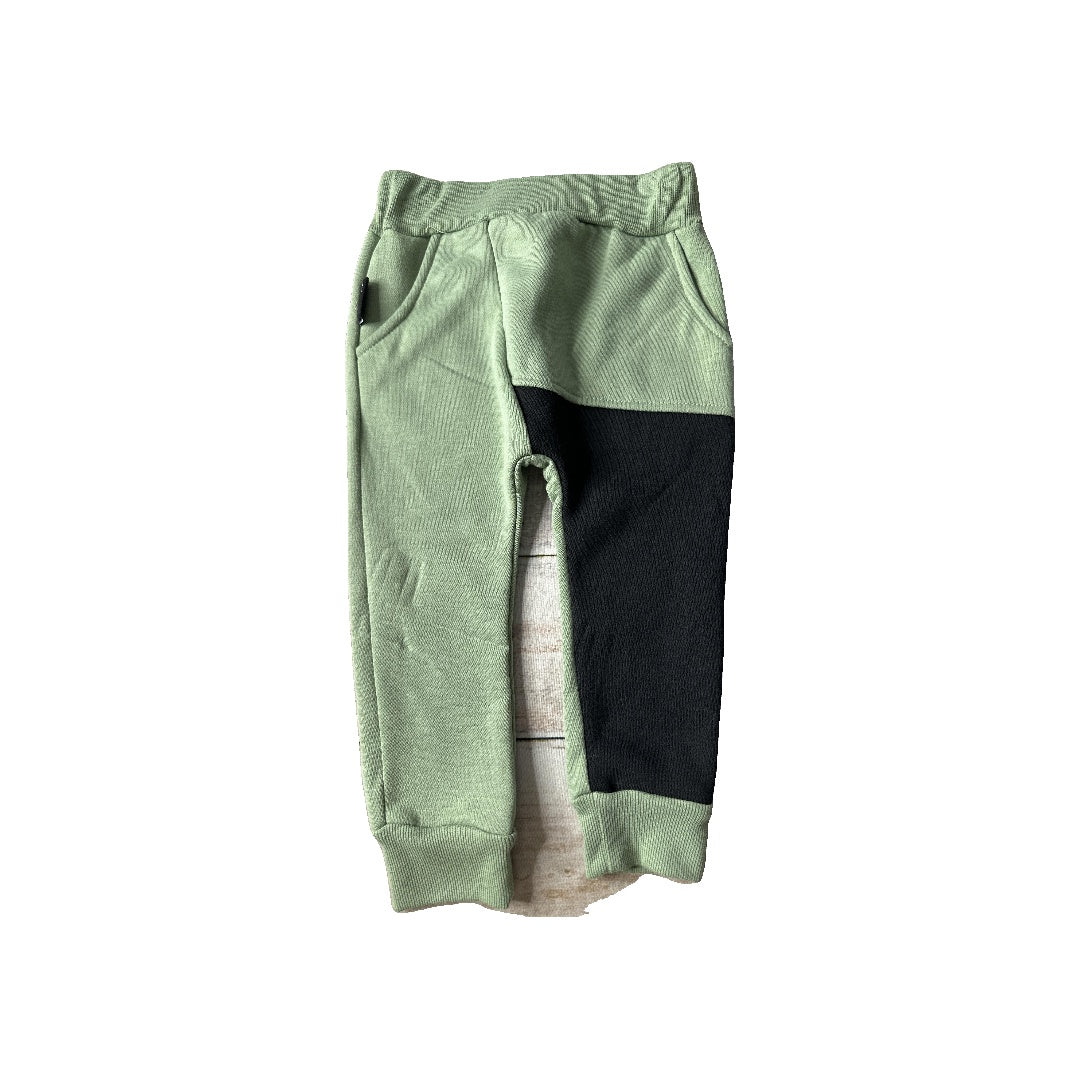 Dot Unisex Pants Size: 2T