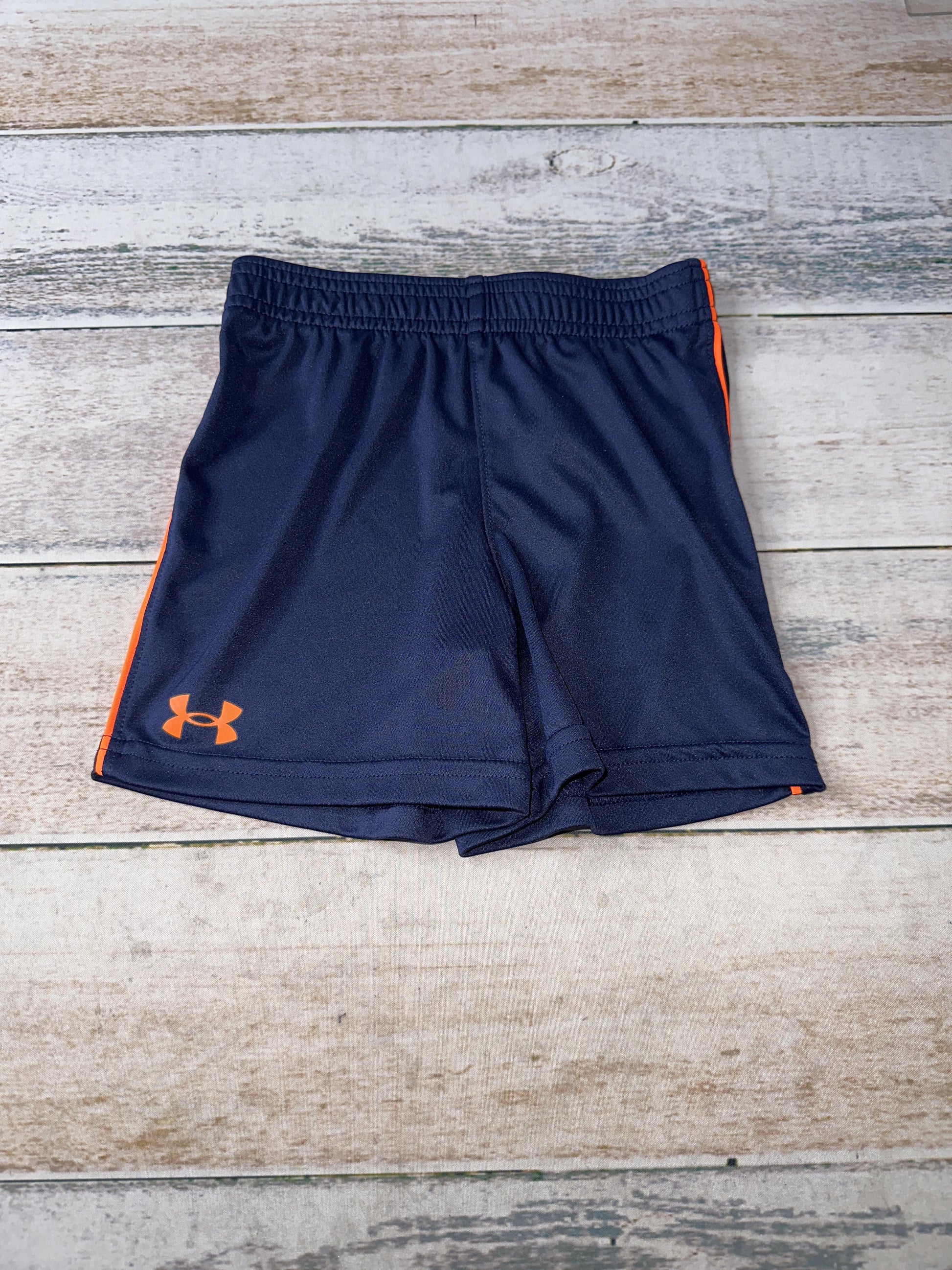 Unisex Shorts Size: 2T