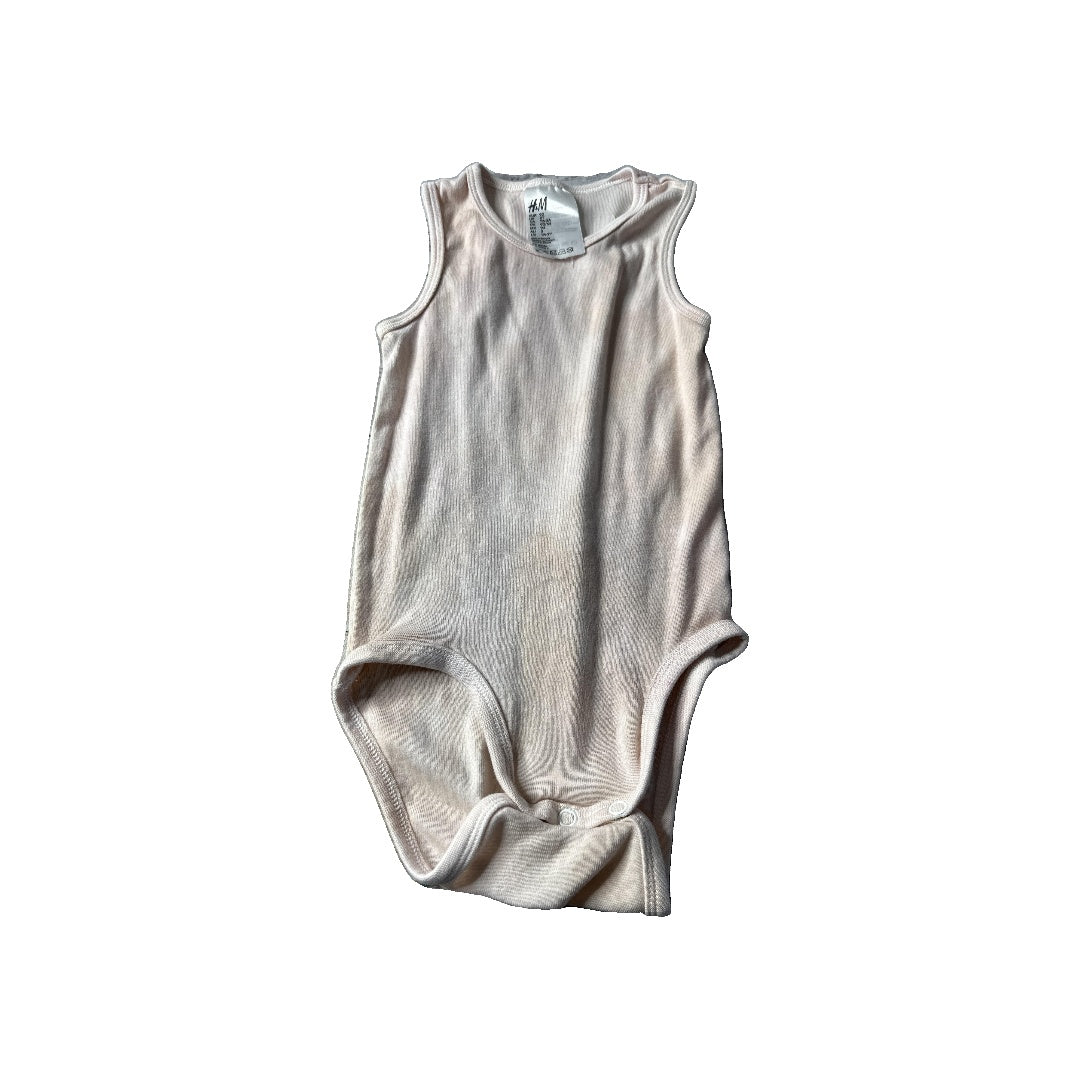 H&M Unisex Onesie Size: 2T