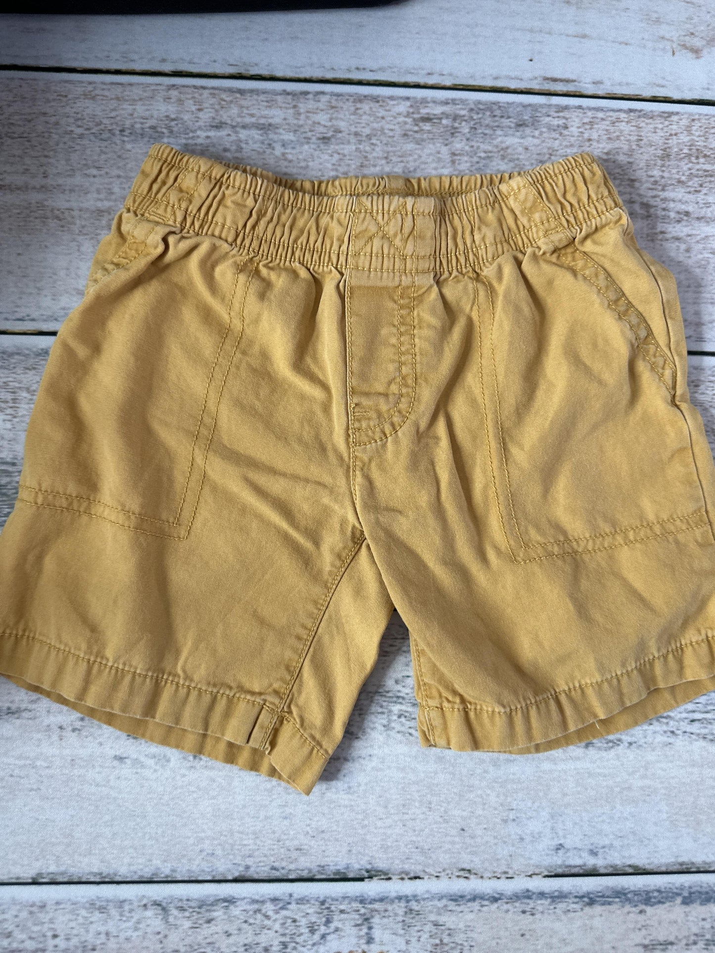 Unisex Shorts Size: 2T
