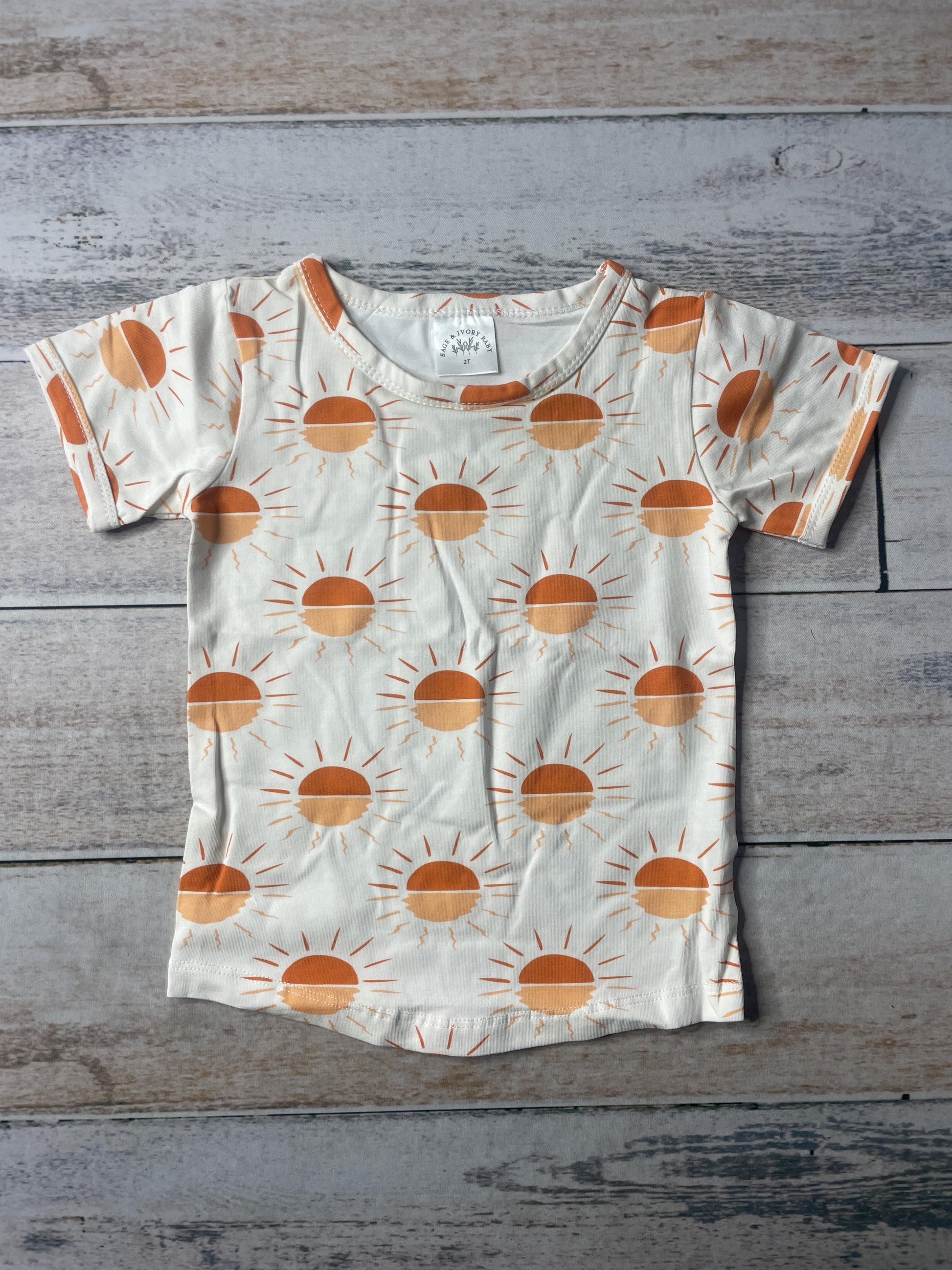 Sage and Ivory Unisex Shirt Size: 2T