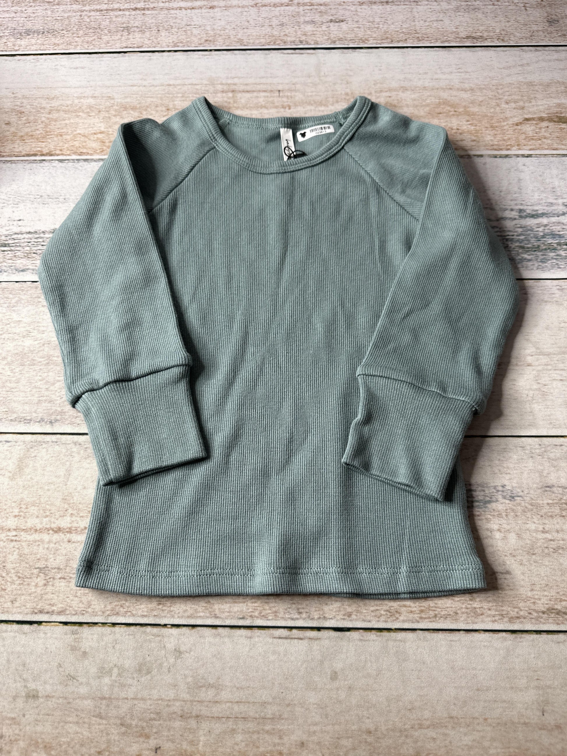 BabySprouts co Unisex Long Sleeve Shirt Size: 2T