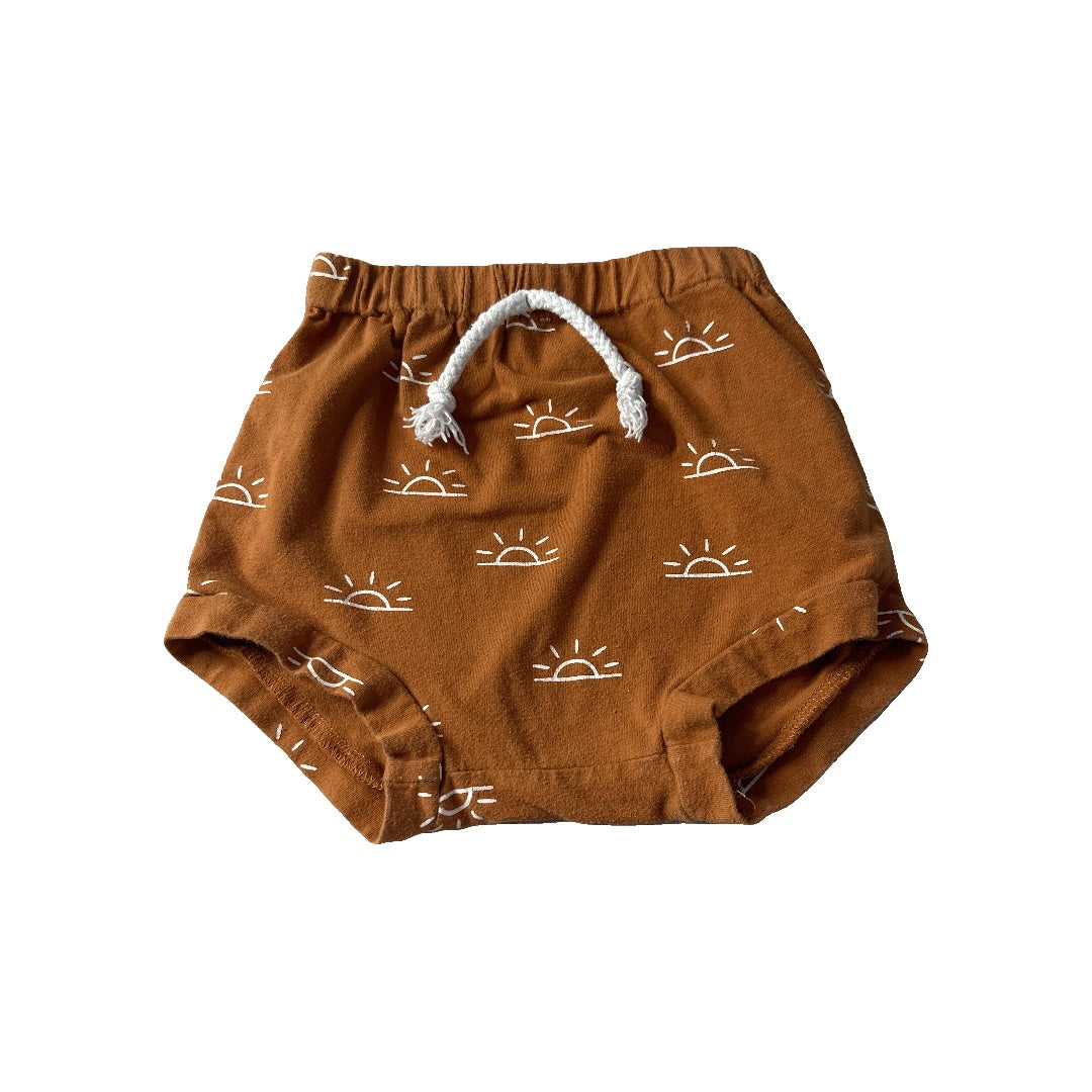 Unisex Shorts Size: 2T