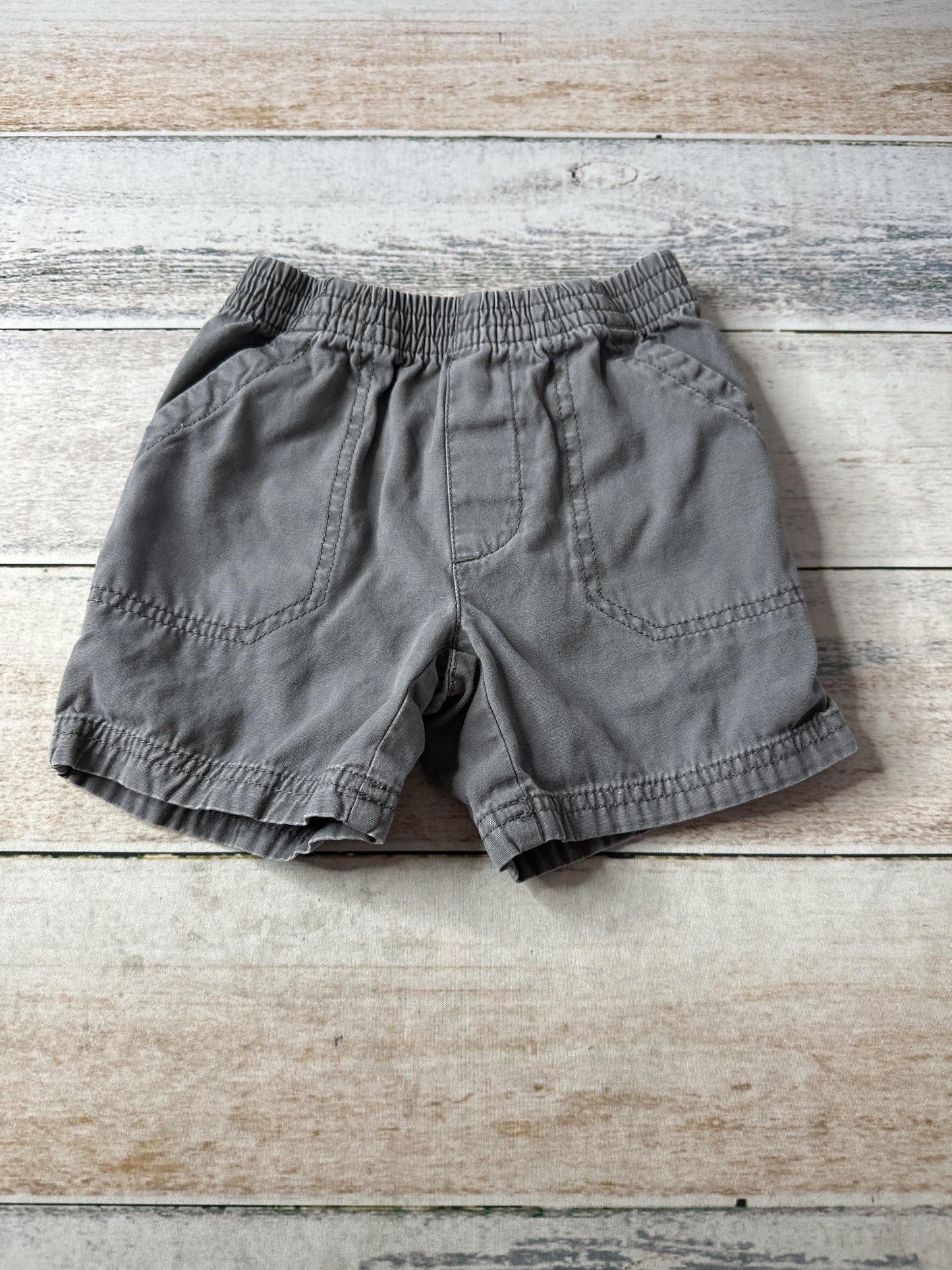 Unisex Shorts Size: 2T