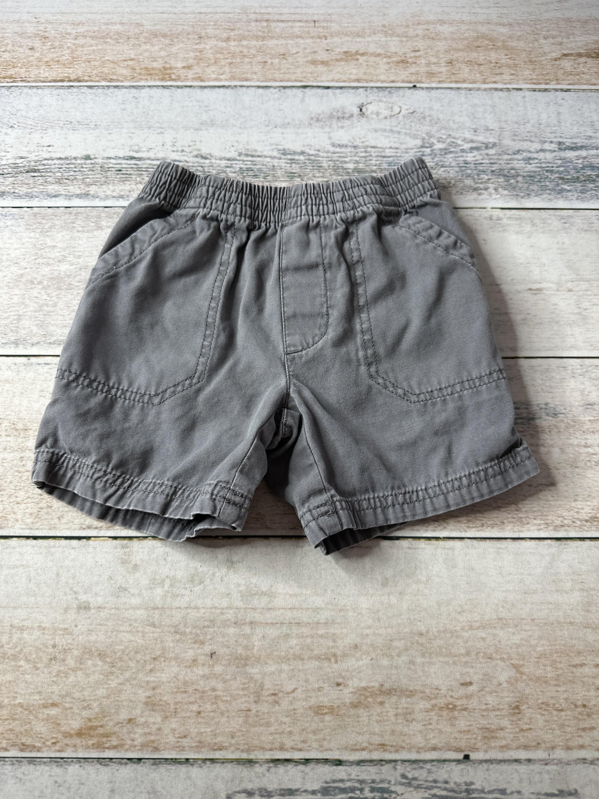 Unisex Shorts Size: 2T
