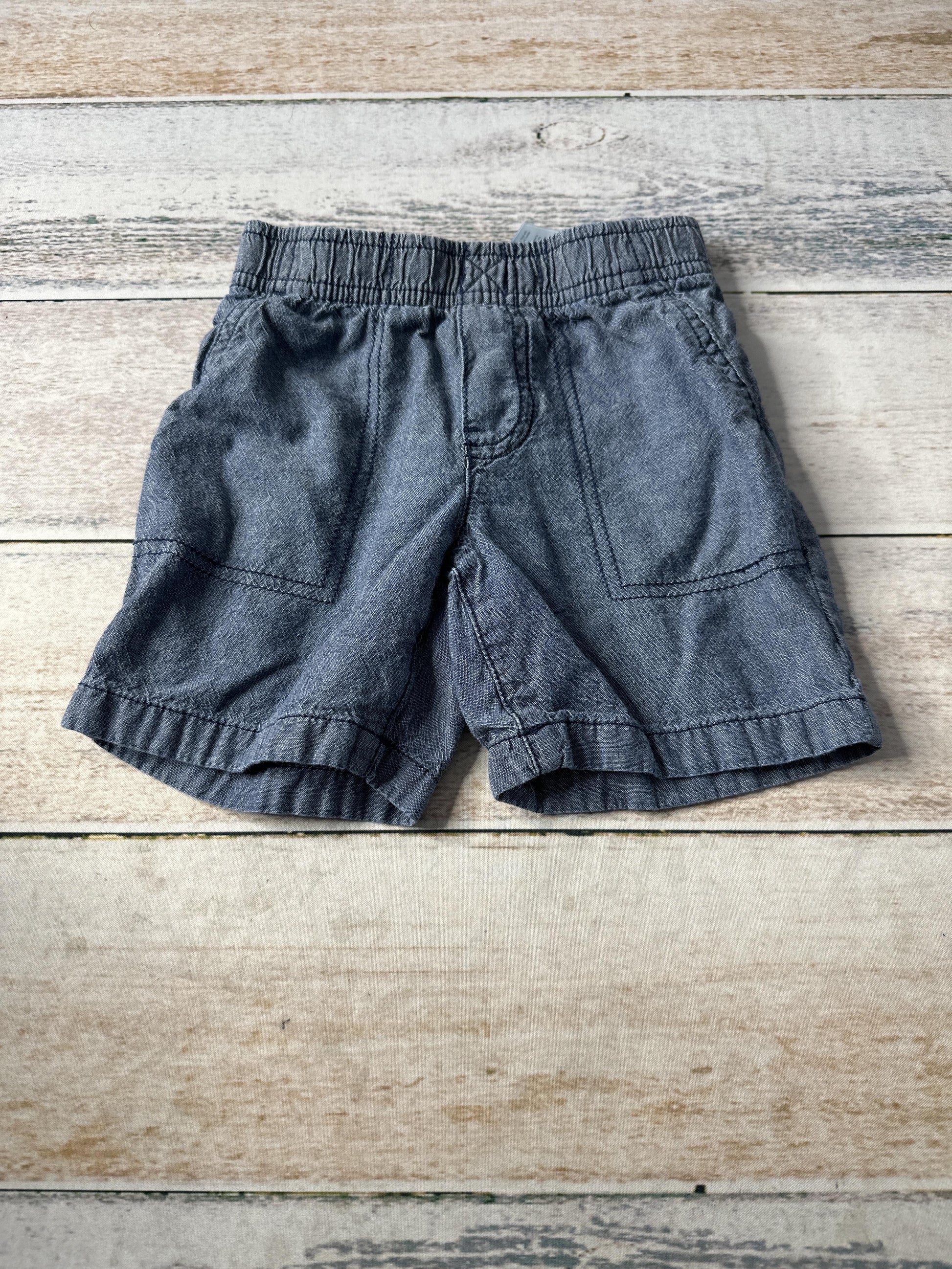 Unisex Shorts Size: 2T