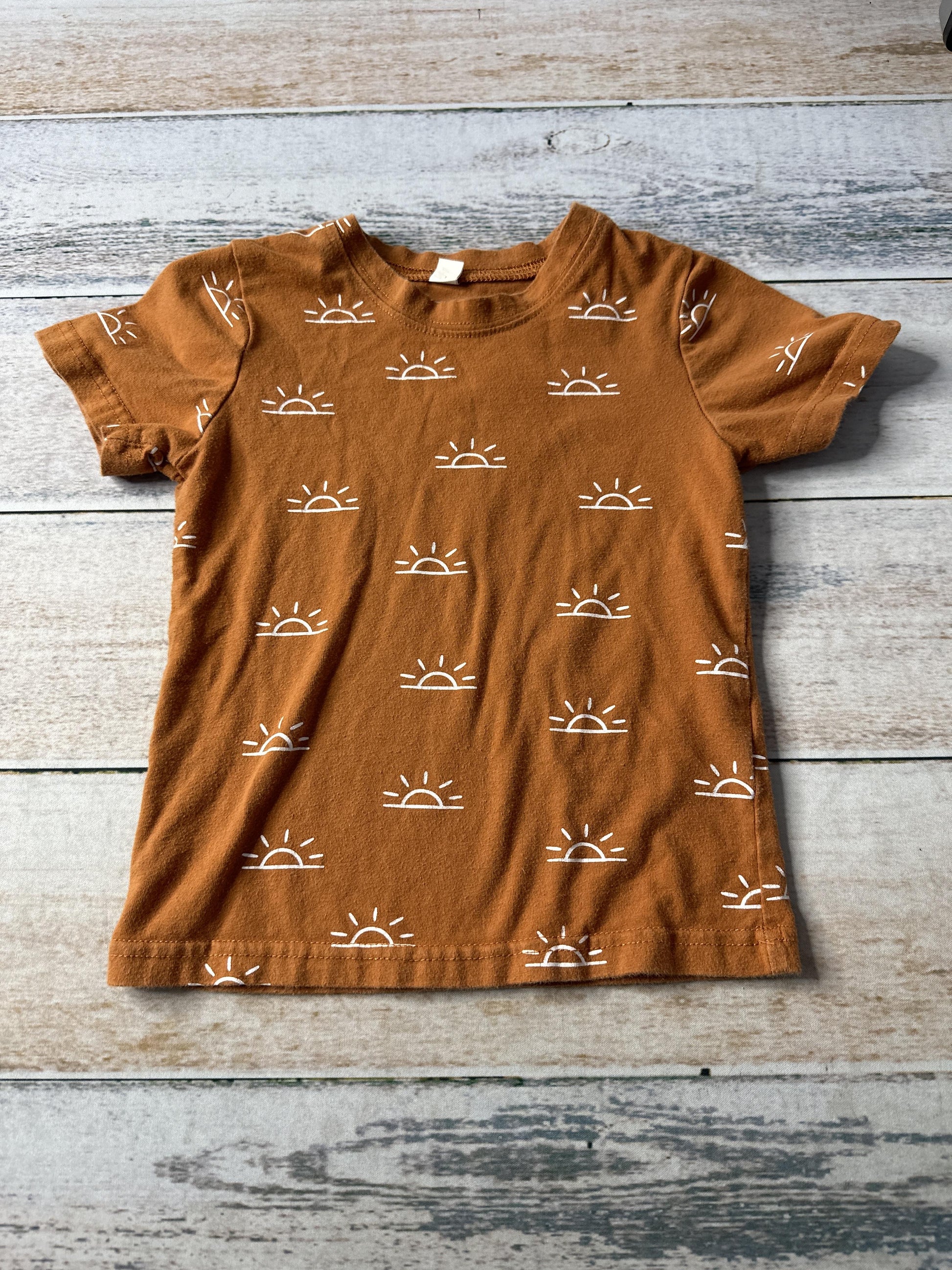 Unisex T-Shirt Size: 2T